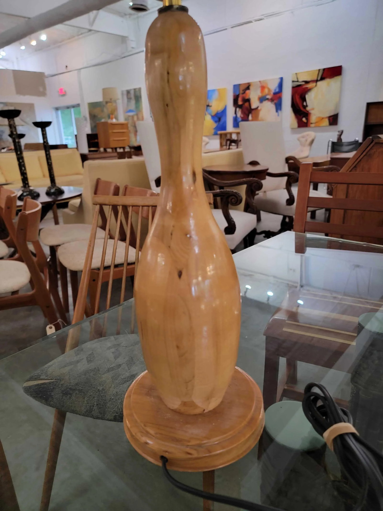 Vintage 1980s Maple Bowling Pin Folk Art Table Lamp - 2