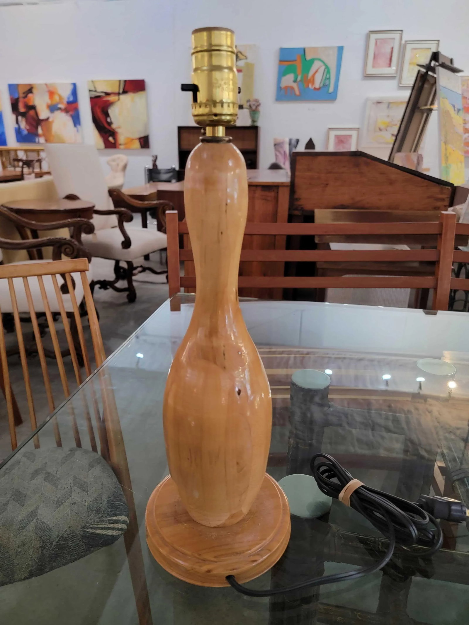Vintage 1980s Maple Bowling Pin Folk Art Table Lamp - 3