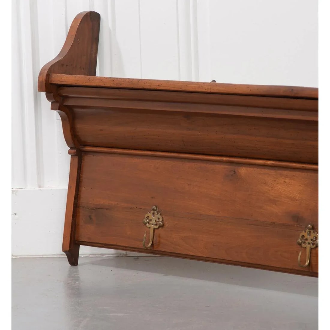 French 19th Century Fruitwood Plate and Coat Rack - 5