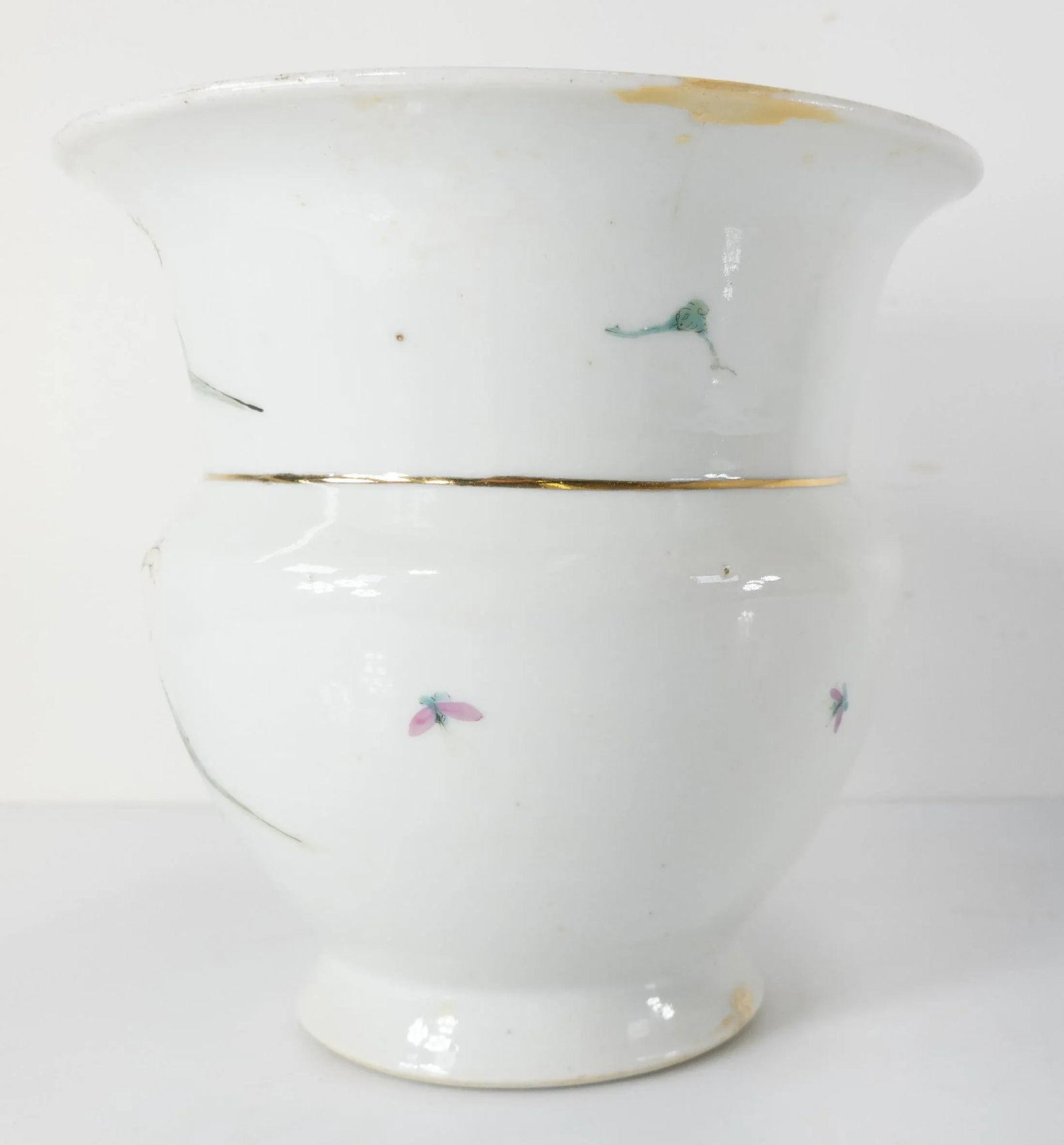 Chinese Famille Rose Chinoiserie Vase - 4