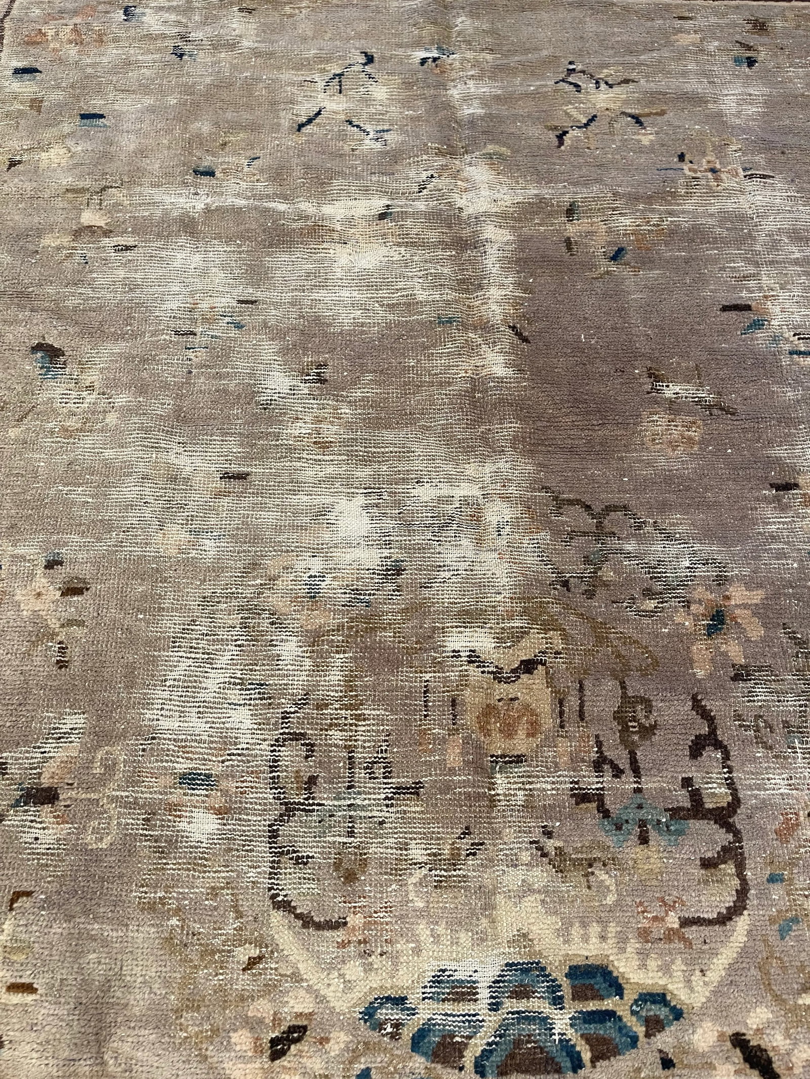 1910s Antique Worn Chinese Rug - 8'6'' X 5'9'' - 2