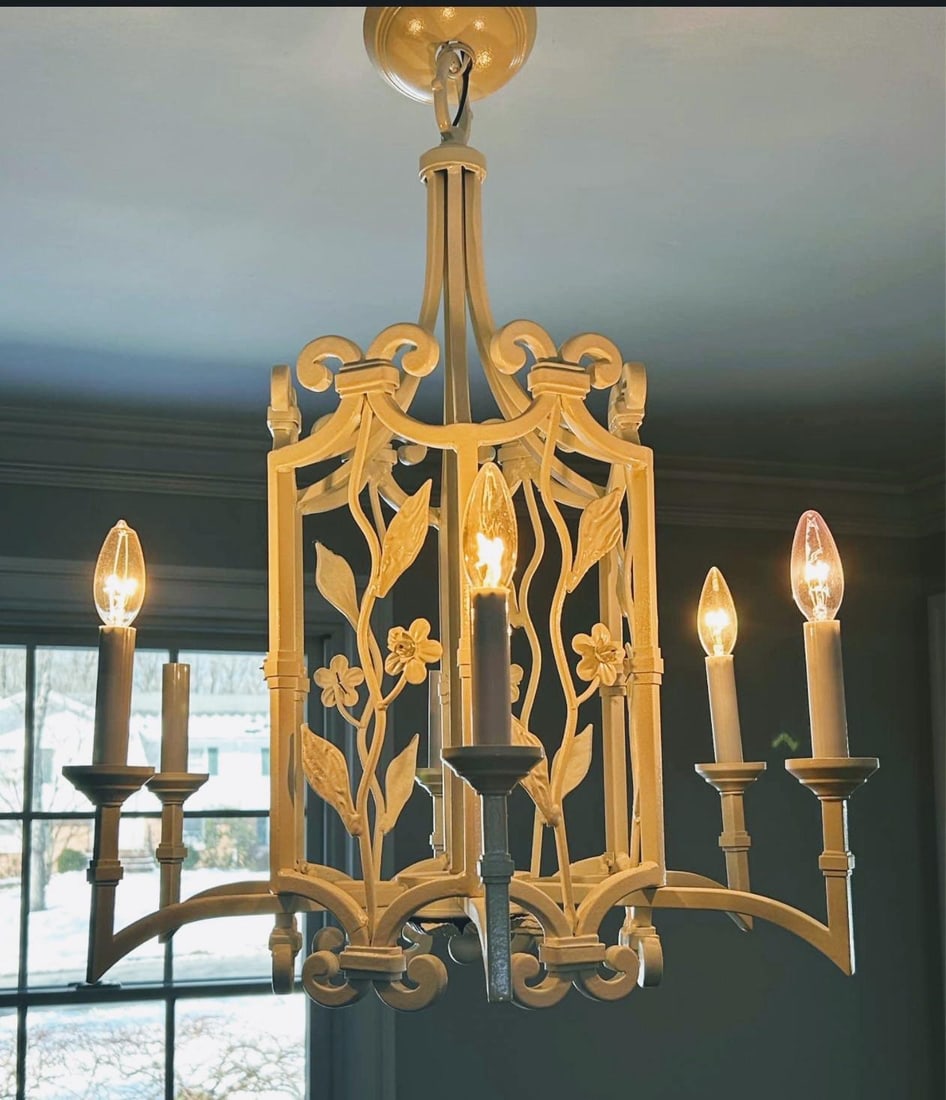 Vintage 6-Light Palm Beach Regency Floral Pagoda-Style Chandelier - 3