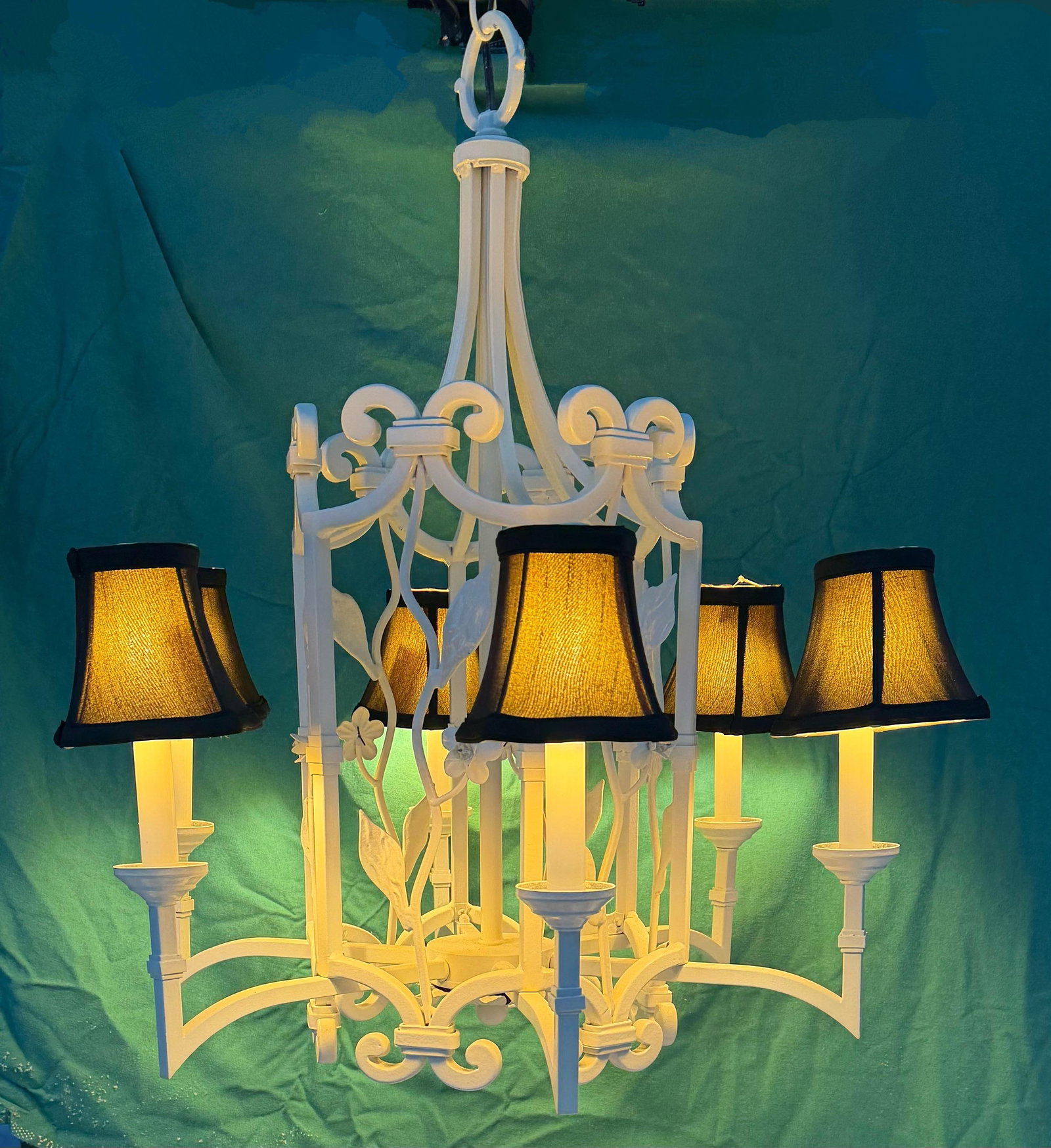 Vintage 6-Light Palm Beach Regency Floral Pagoda-Style Chandelier - 7
