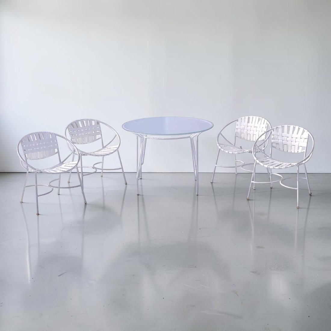 1960s Mid-Century Modern Wrought Iron Patio Set - 3