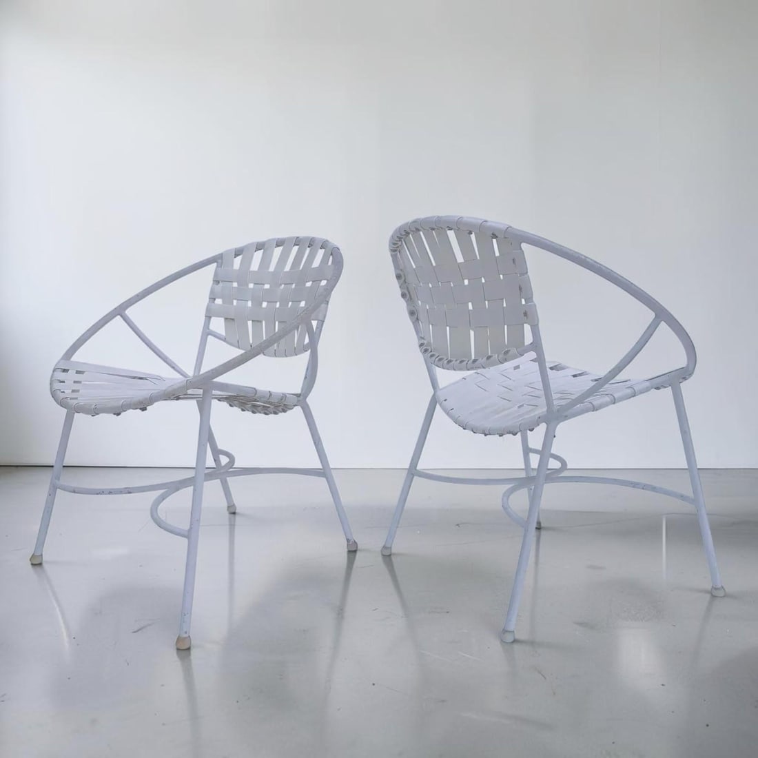 1960s Mid-Century Modern Wrought Iron Patio Set - 6