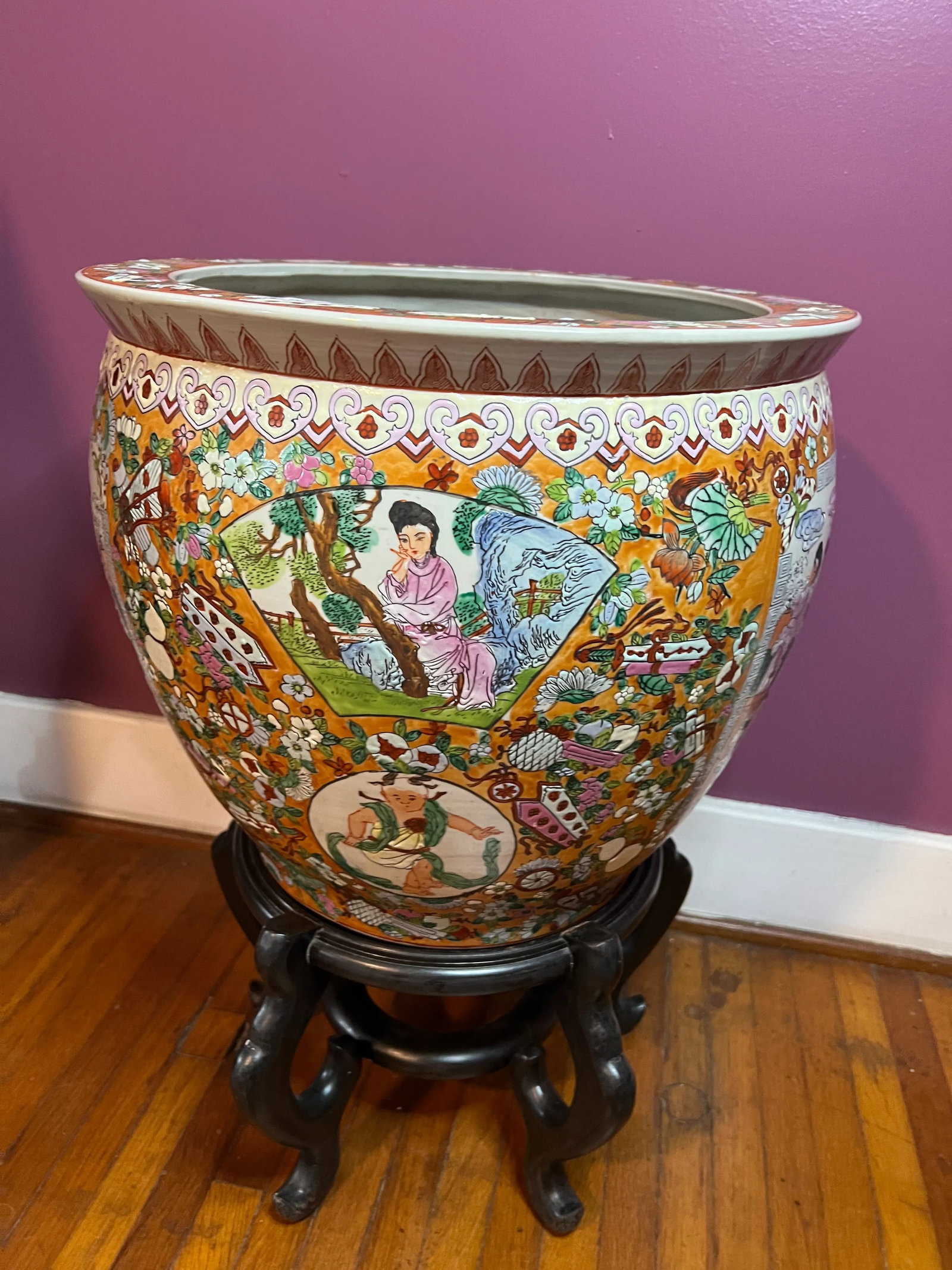 Large Porcelain Chinese Fishbowl Planter With Classic Oriental Decorations and Wood Stand - 8