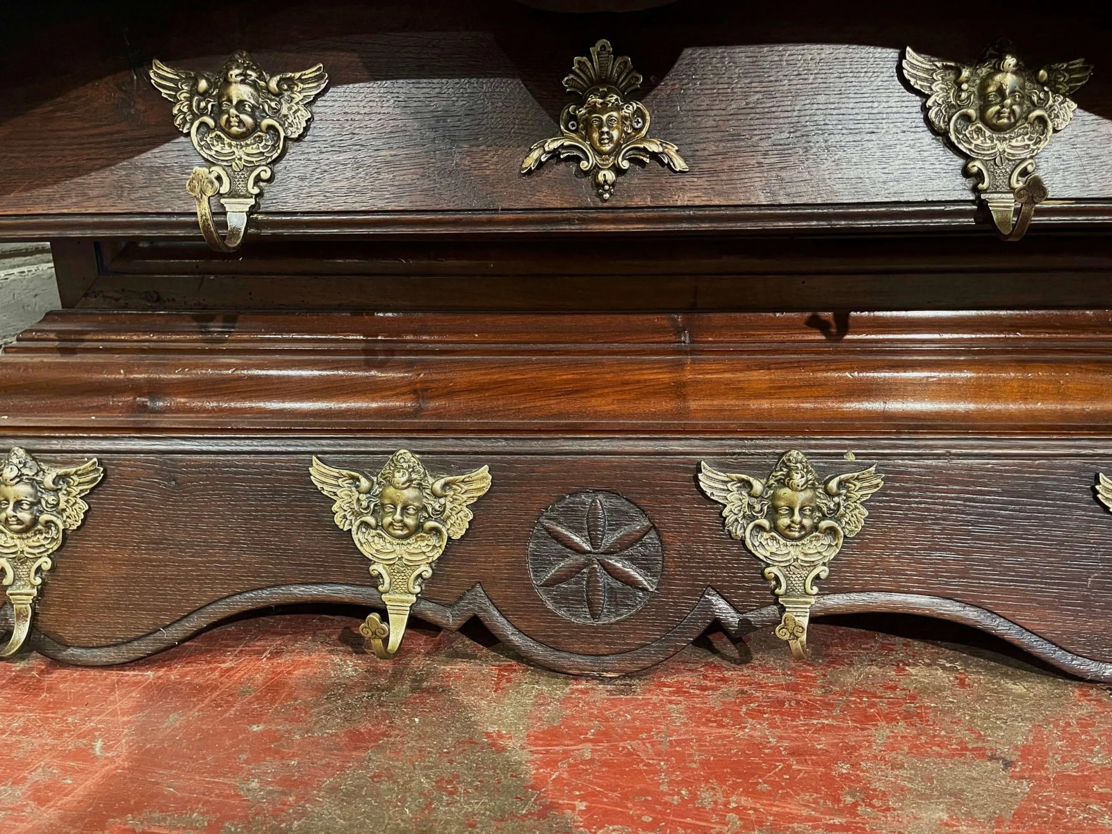 Mid-19th Century French Carved Oak Hanging Shelf With Hooks From Normandy - 7