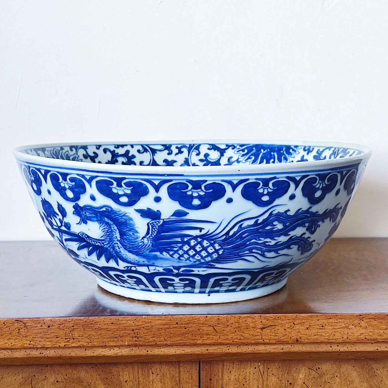 Late 19th Century Chinese Blue and White Porcelain Bowl Depicting Phoenix and Peonies Flowers - 10