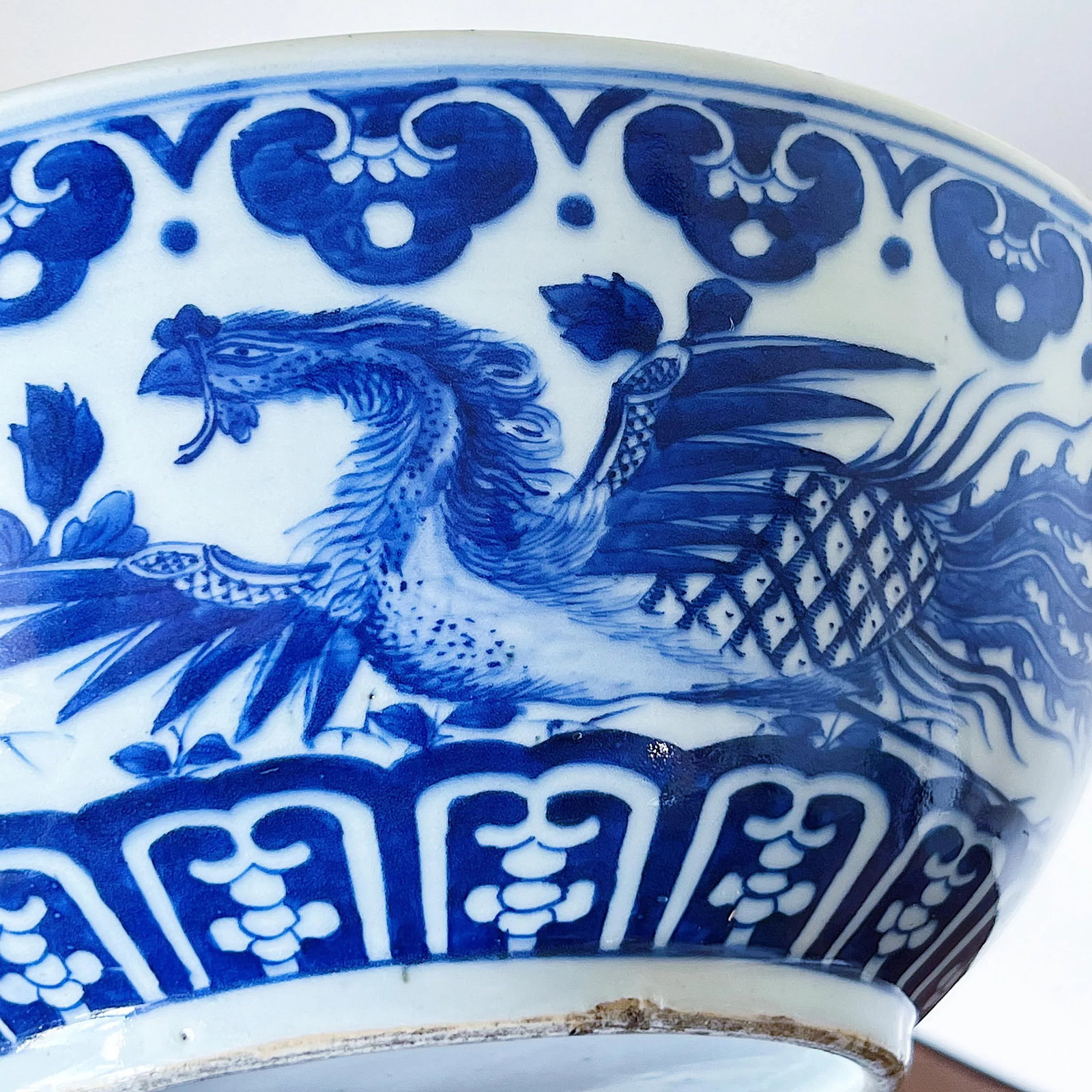 Late 19th Century Chinese Blue and White Porcelain Bowl Depicting Phoenix and Peonies Flowers - 7