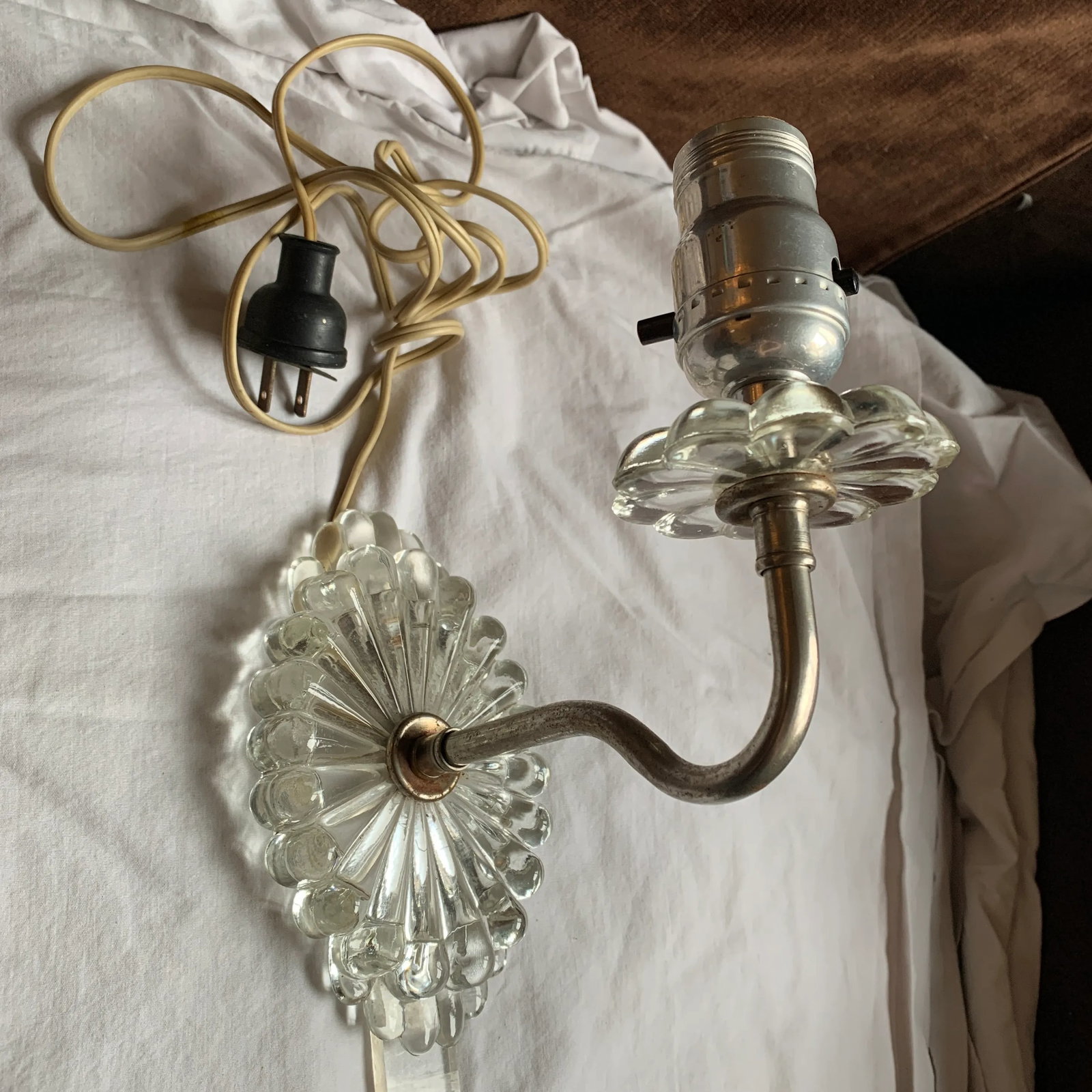 Mid-20th Century Lucite Wall Sconce - 13