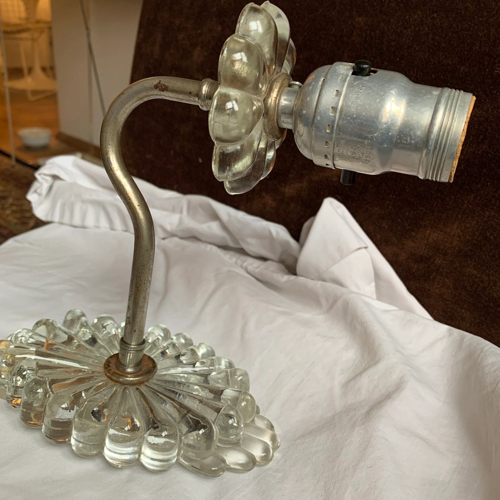 Mid-20th Century Lucite Wall Sconce - 8