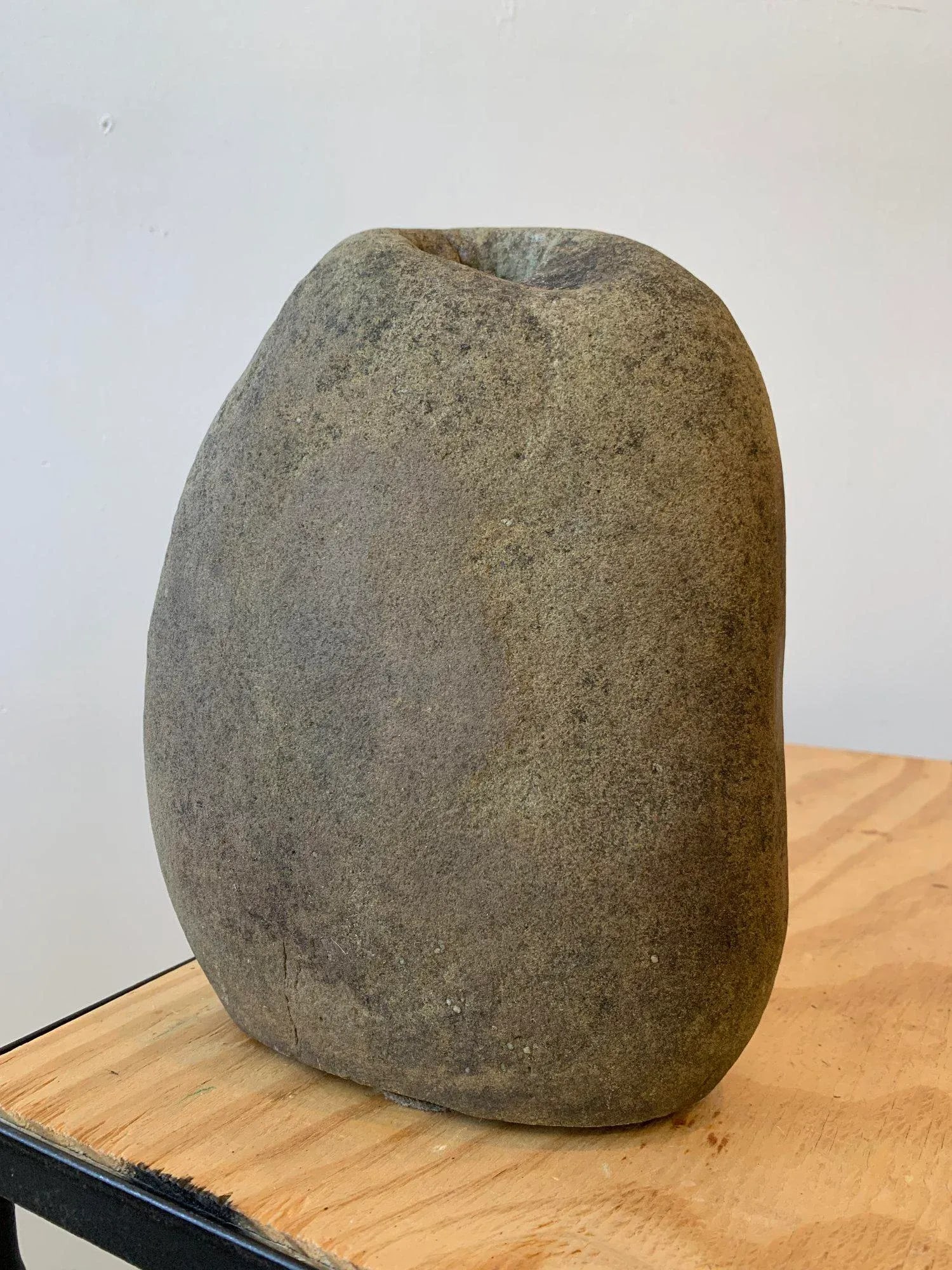Vintage Natural Rock Biomorphic Vase, Circa 1980s - 10
