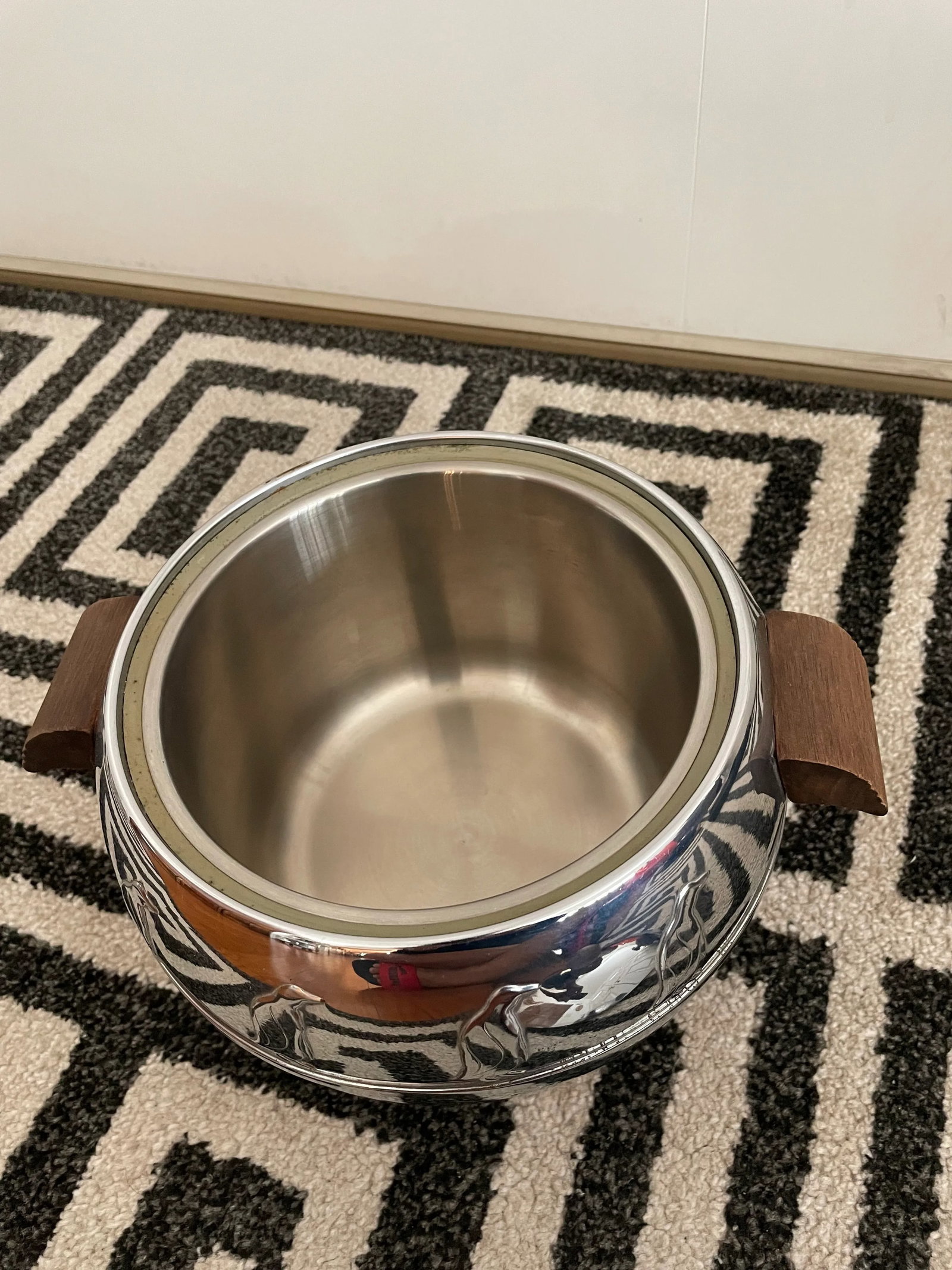 Vintage West Bend Aluminum Co. West Bend Penguin Hot & Cold Server / Ice Bucket - 7