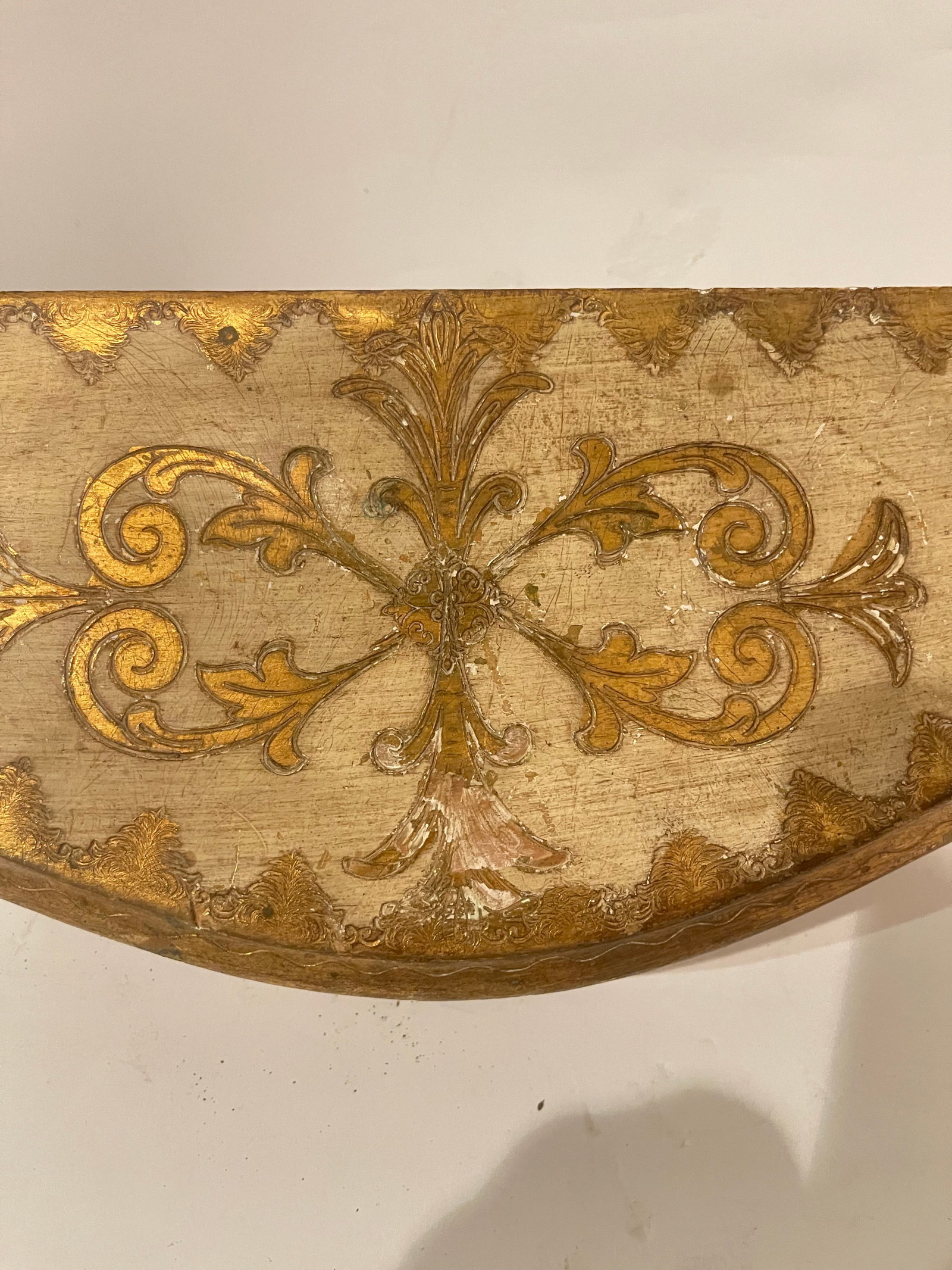 1970s Florentine Decorative Wall Shelf - 3