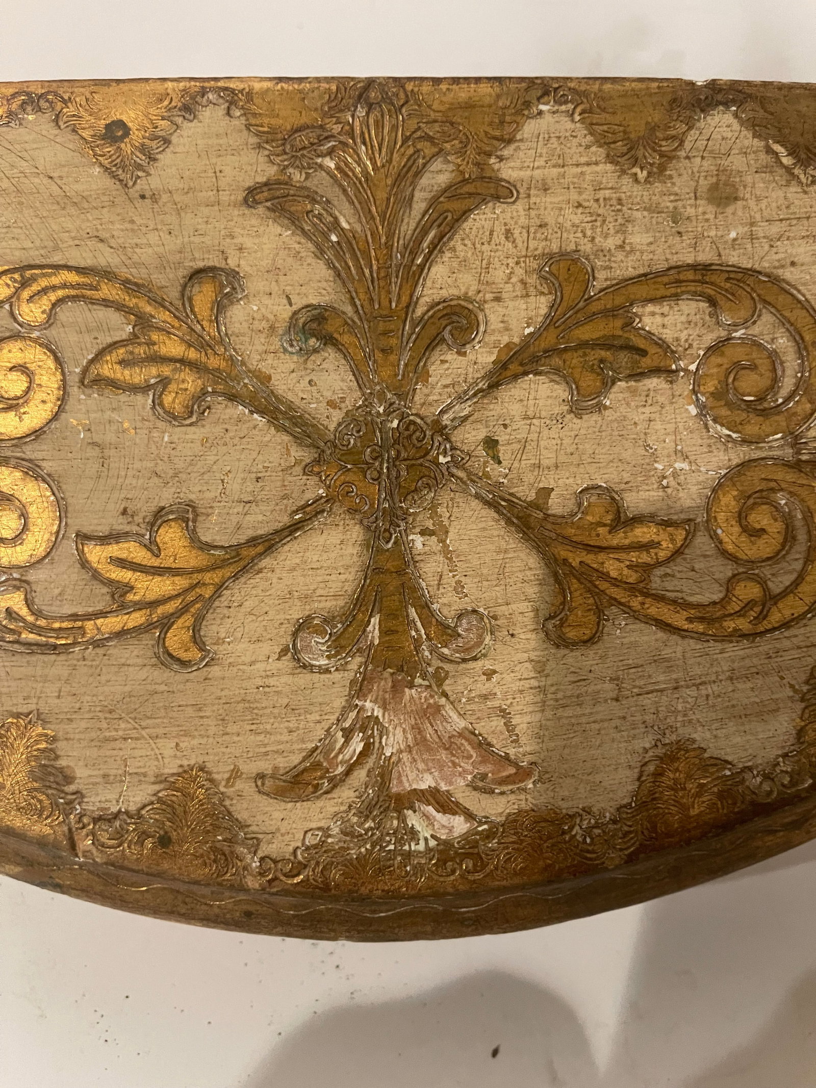 1970s Florentine Decorative Wall Shelf - 4