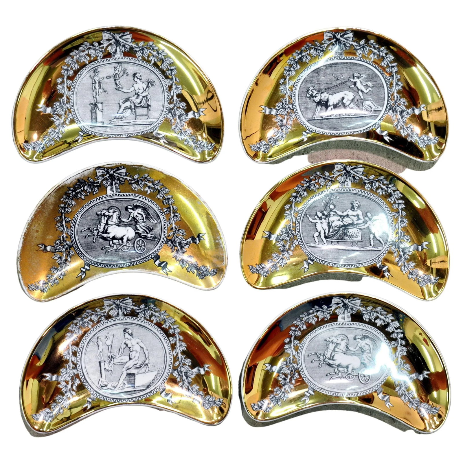 Set of Piero Fornasetti Medaglioni Gilt Porcelain Crescent Catchall Plates, 1960s - 10
