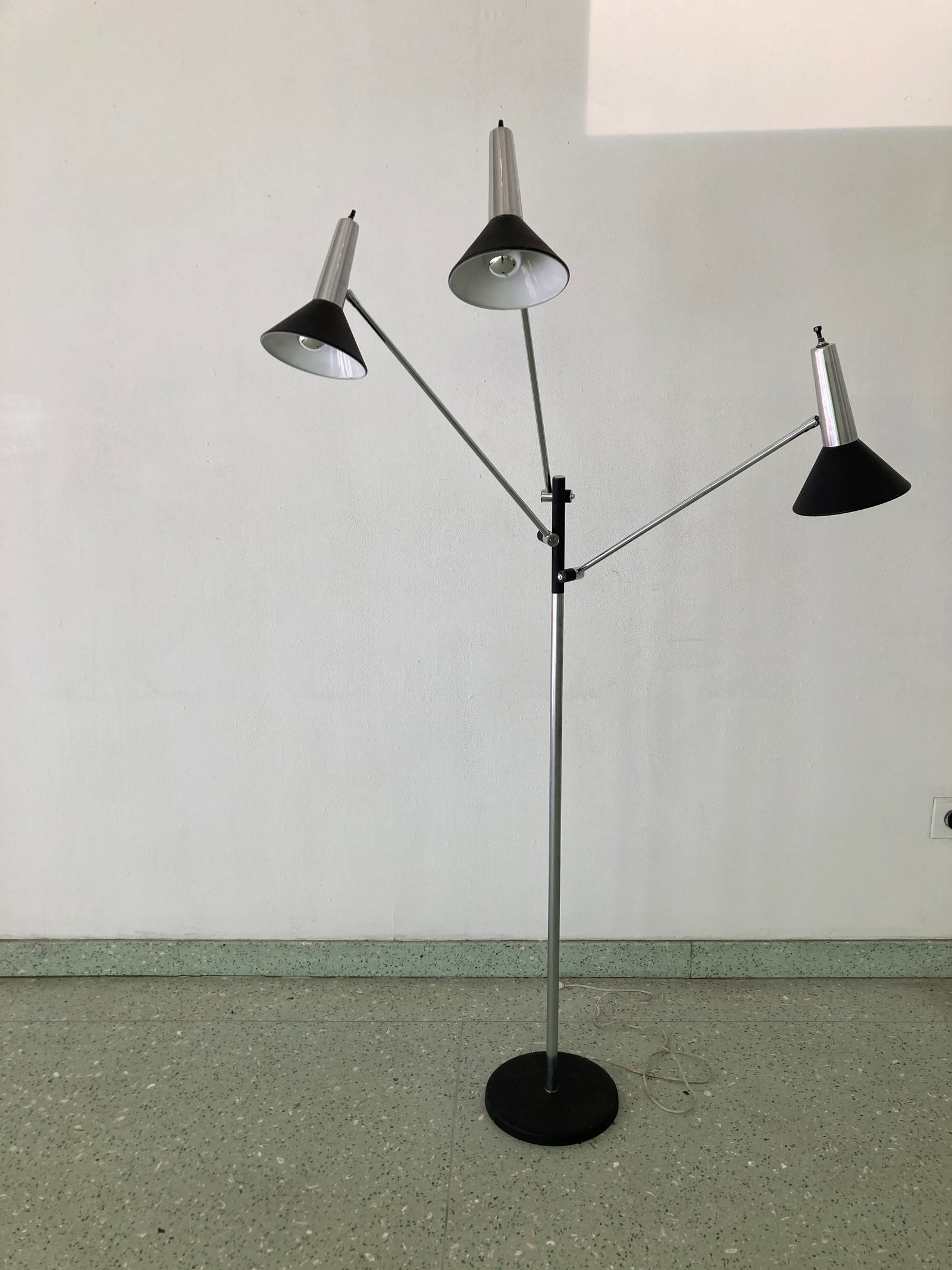 1970s Vintage Stilnovo Style Mid-Century Modern 3-Arm Adjustable Floor Lamp - 2