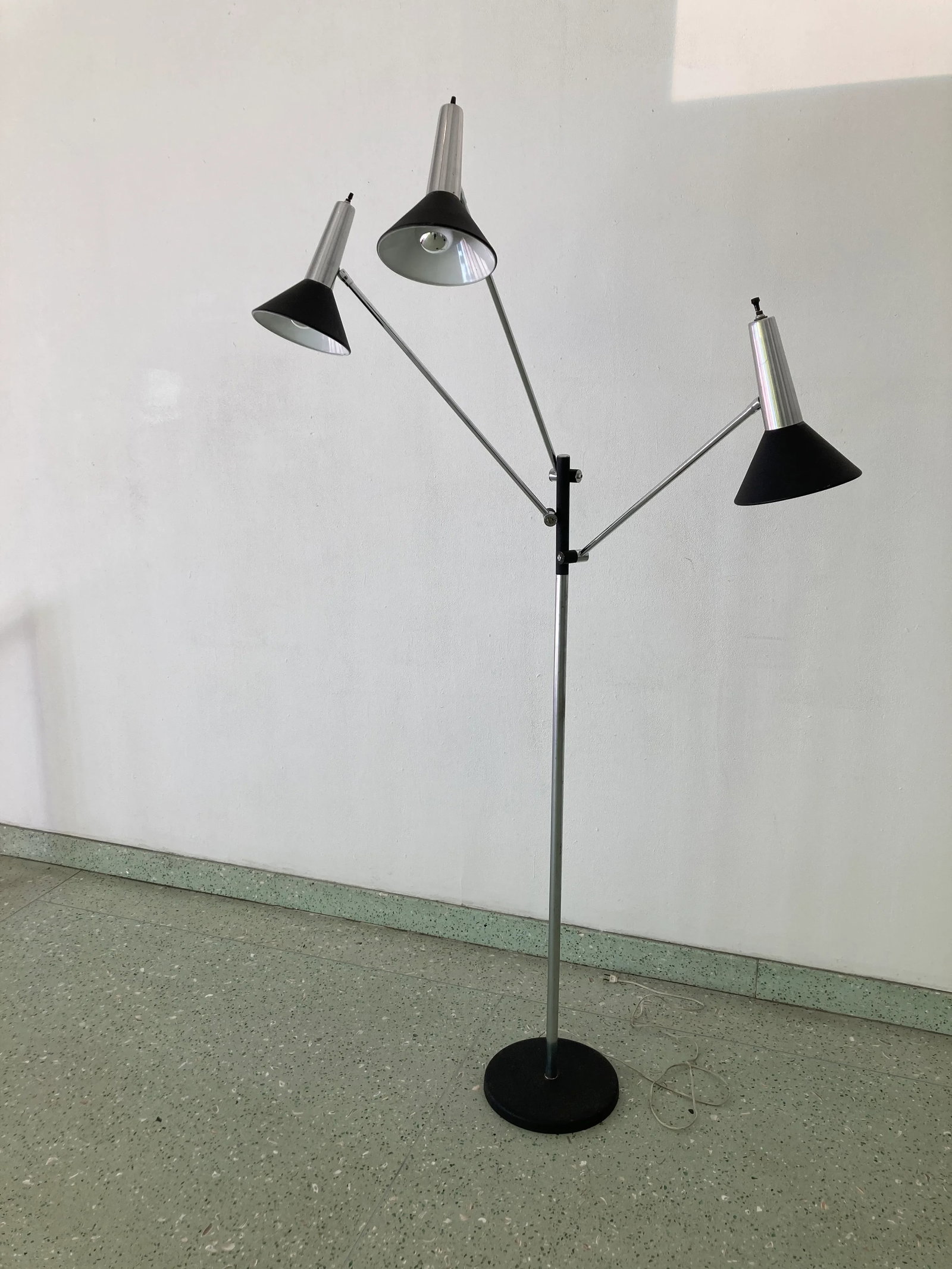 1970s Vintage Stilnovo Style Mid-Century Modern 3-Arm Adjustable Floor Lamp - 3