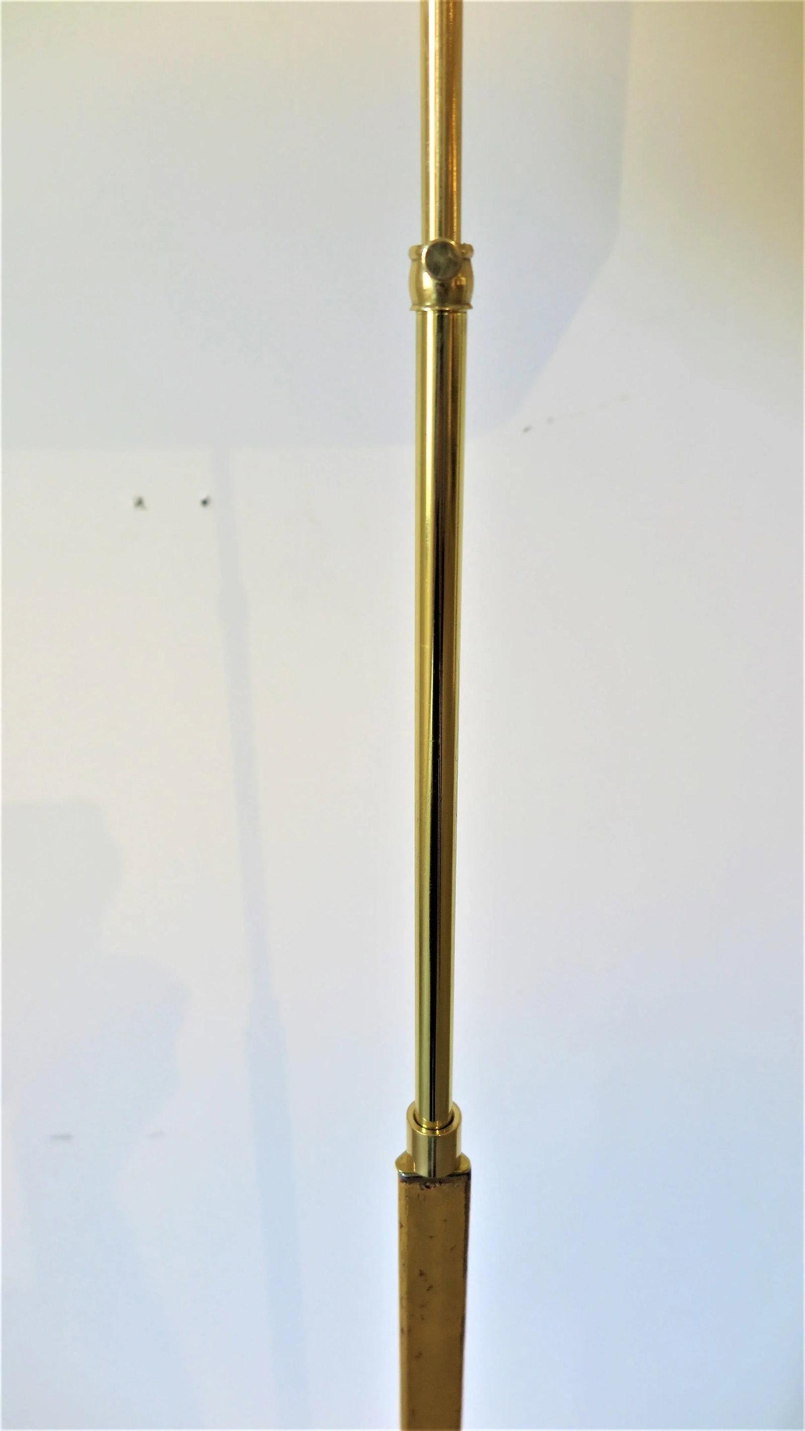1970s Gilded Floor Lamp Attributed to Albert Hadley - 7
