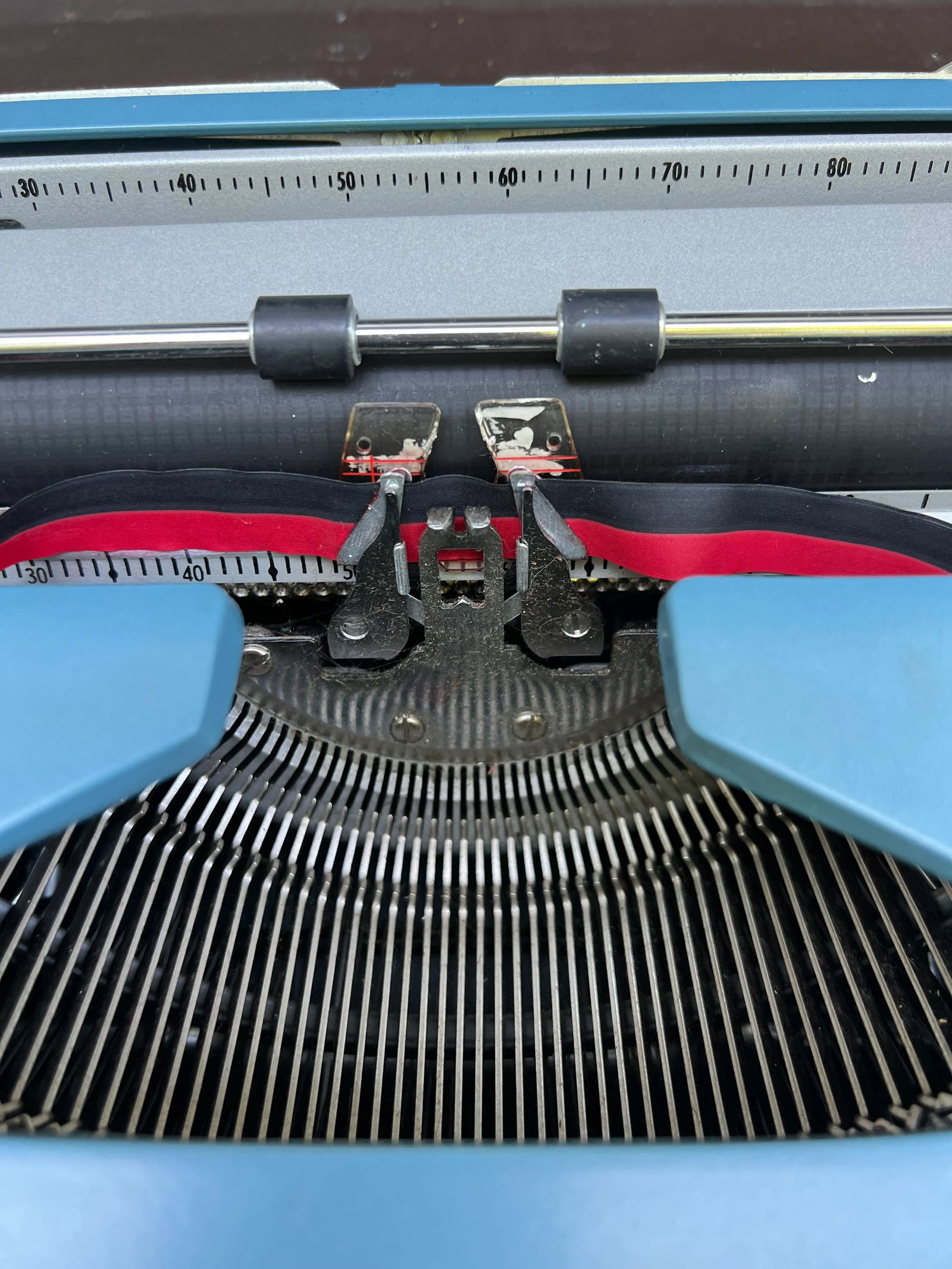 Vintage Smith Corona Galaxie 12 Typewriter - 11
