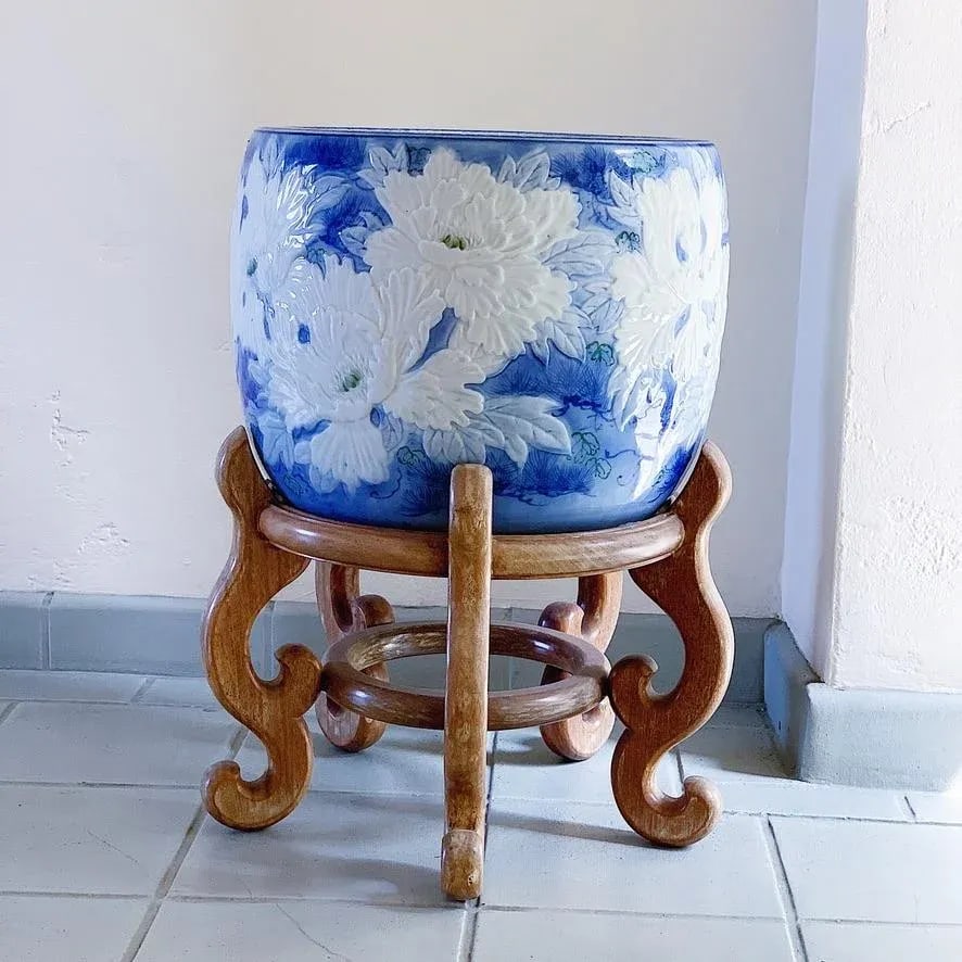 Antique Chinese Planter With Raised Peonies in Blue & White on Wood Stand - 7
