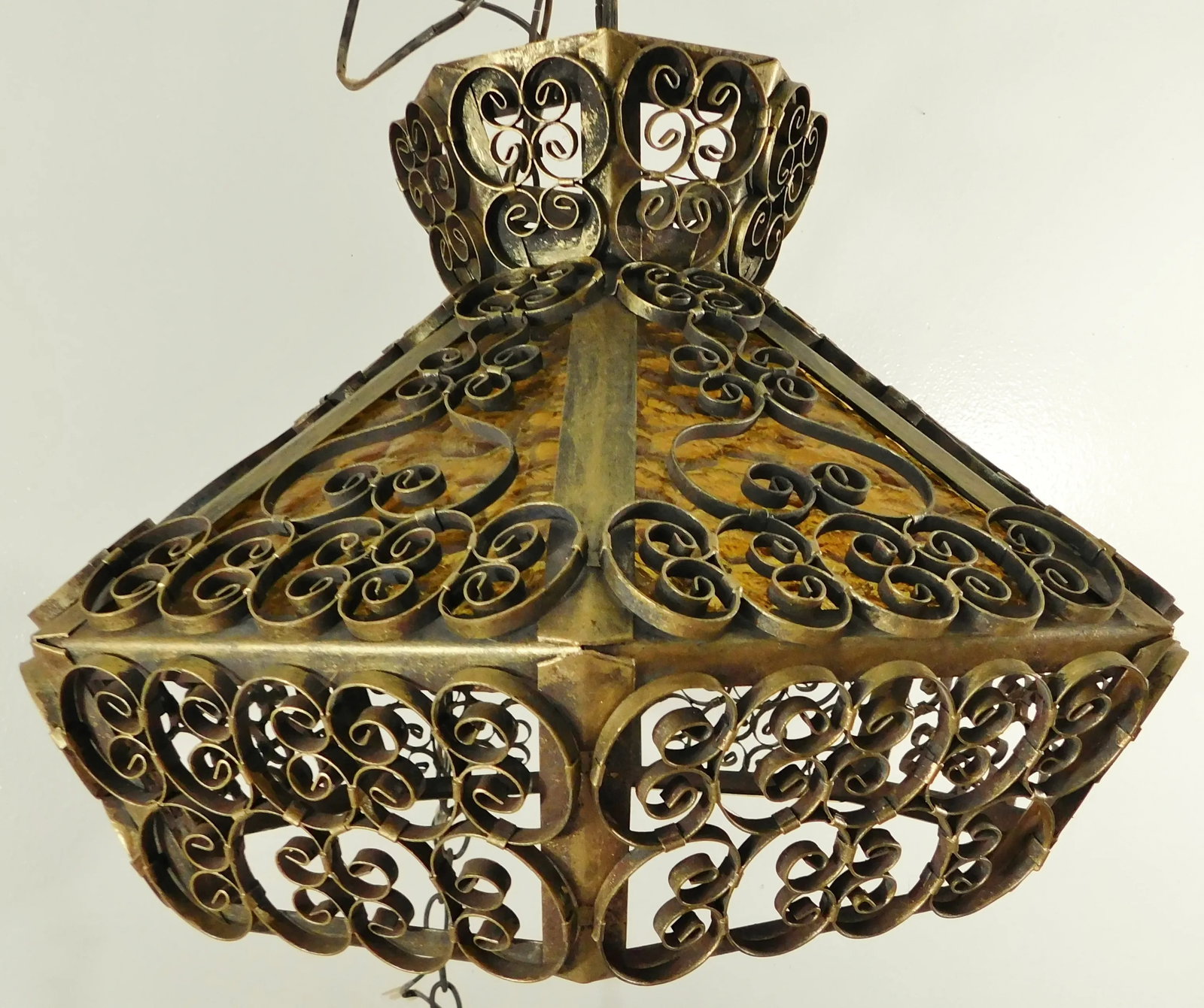 Vintage Mid 20th Century Gold Wrought Iron Scroll Amber Stained Glass Octagon 4 Light Chandelier - 7