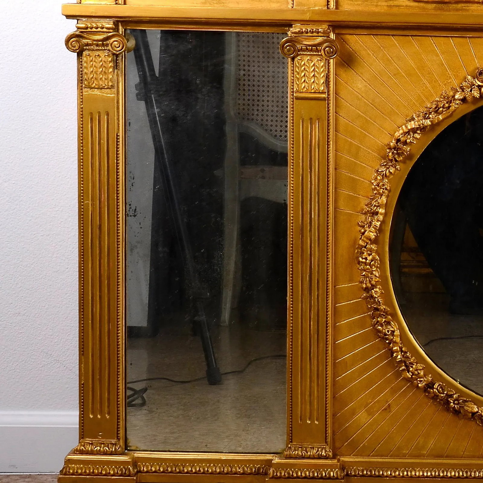 Late 19th Century Carved Gilt Wood Overmantel Mirror - 10