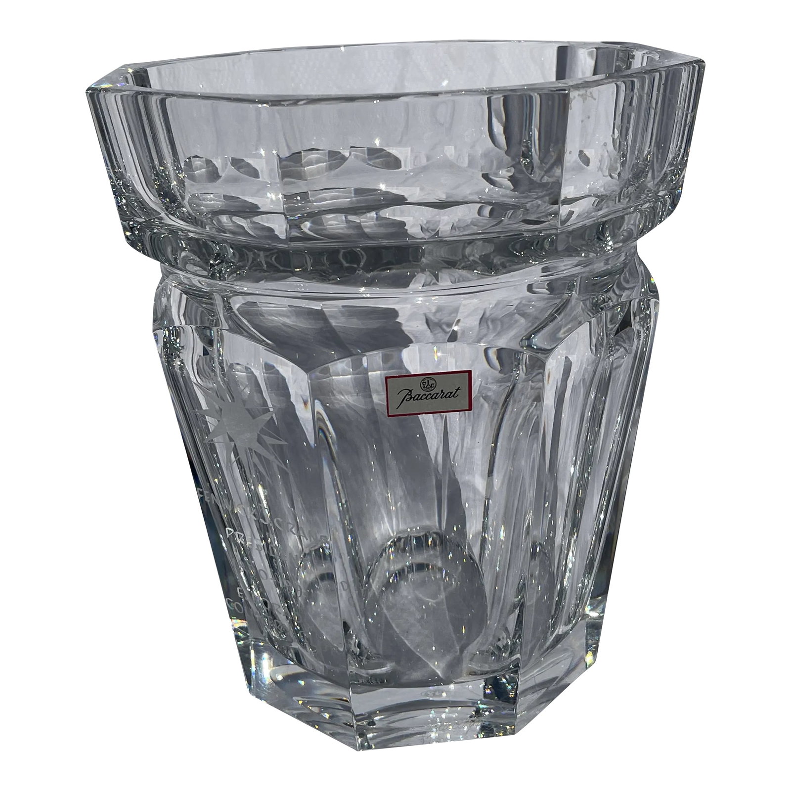 1990s Baccarat Crystal Moulin Rouge Harcourt Champagne Cooler/Ice Bucket: A symbol of elegance, champagne adorns itself in the most beautiful setting possible. The Harcourt champagne bucket enhances the clear crystal's purity making it a luxurious table element. Fine Large