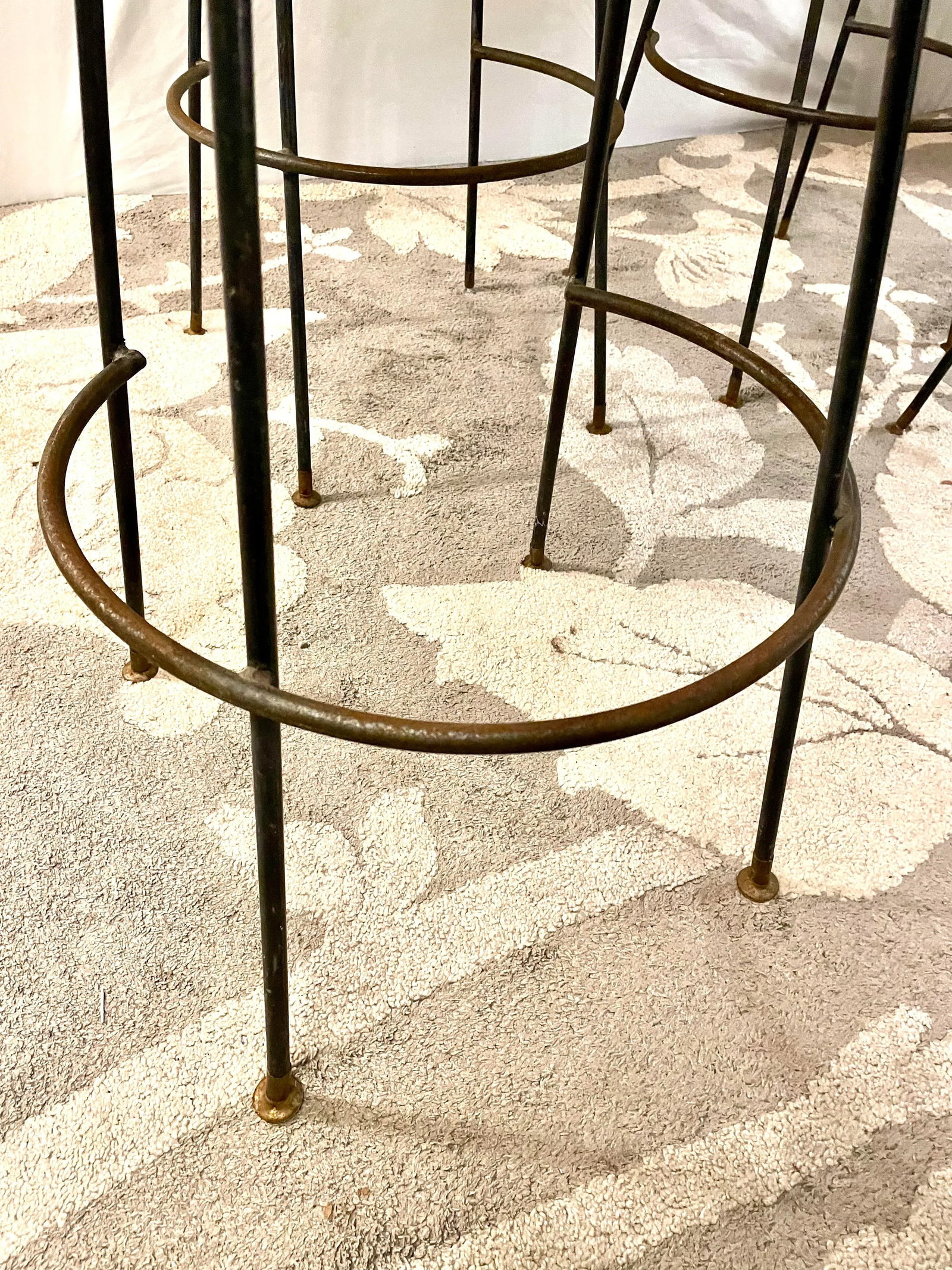 Vintage Wrought Iron Outdoor Patio Chairs - 9