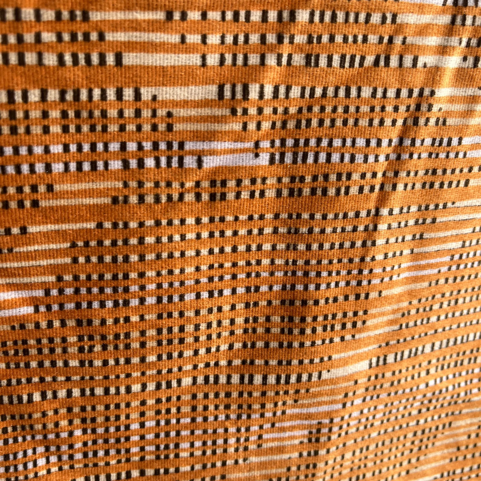 1978 Jack Lenor Larsen Velvet Black & Gold Grid Graphic Fabric - 3