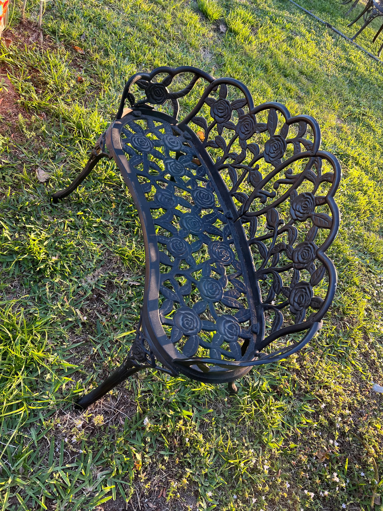 Late 20th Century Cast Iron Rose Floral Form Garden Bench - 6