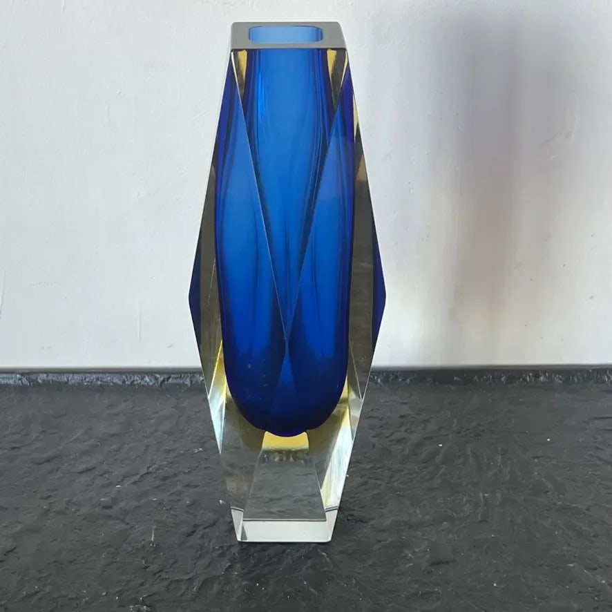 Vintage Murano Sommerso Glass Vase With Geometric Cut Edges in Blue and Yellow - 2