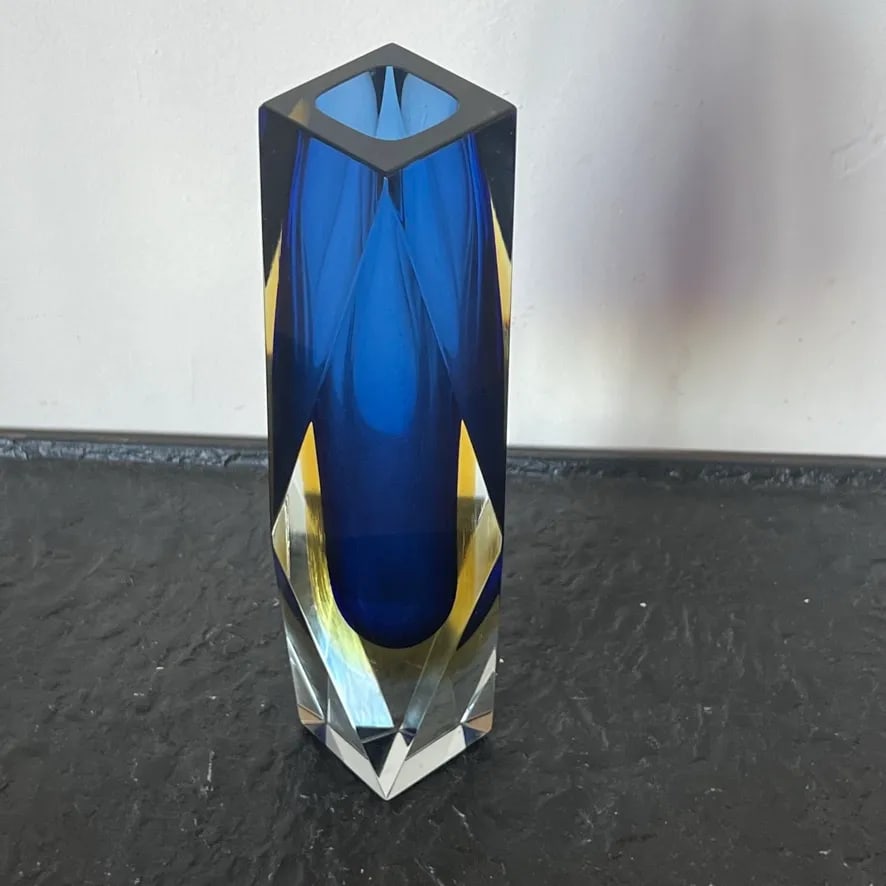 Vintage Murano Sommerso Glass Vase With Geometric Cut Edges in Blue and Yellow - 3