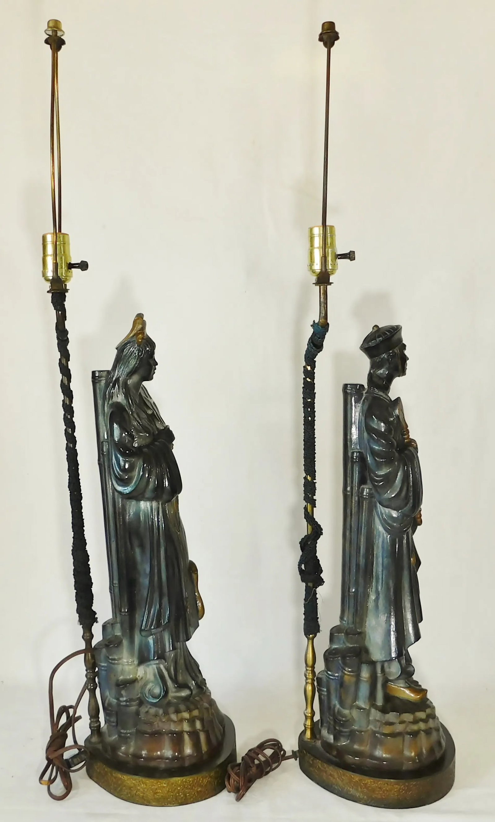 Large Pair Mid Century Asian Chinoiserie Figural Man Woman Table Lamps W/ Shades - 7
