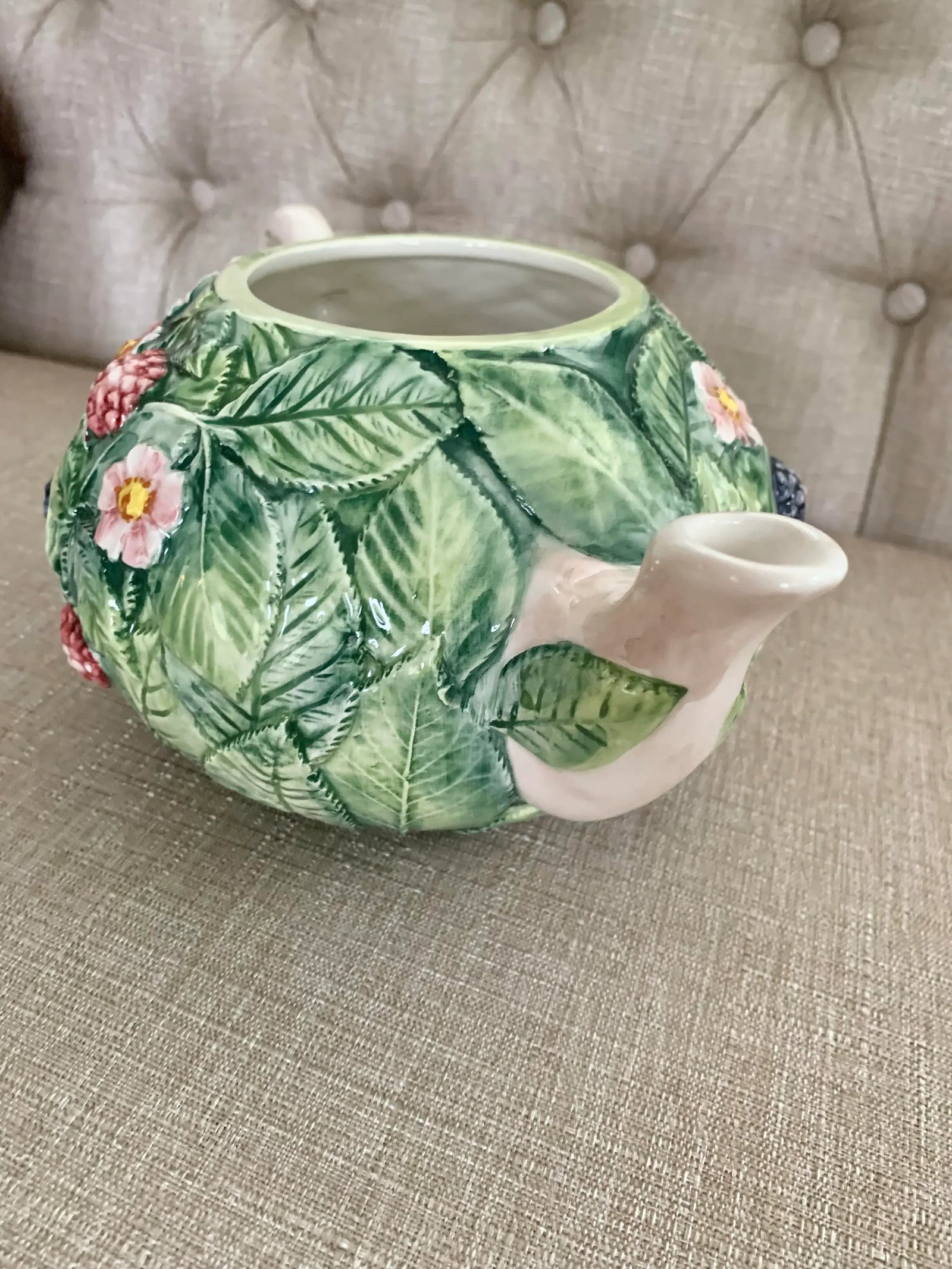 Vintage Hand-Painted Tea Pot, Made in Italy - 10