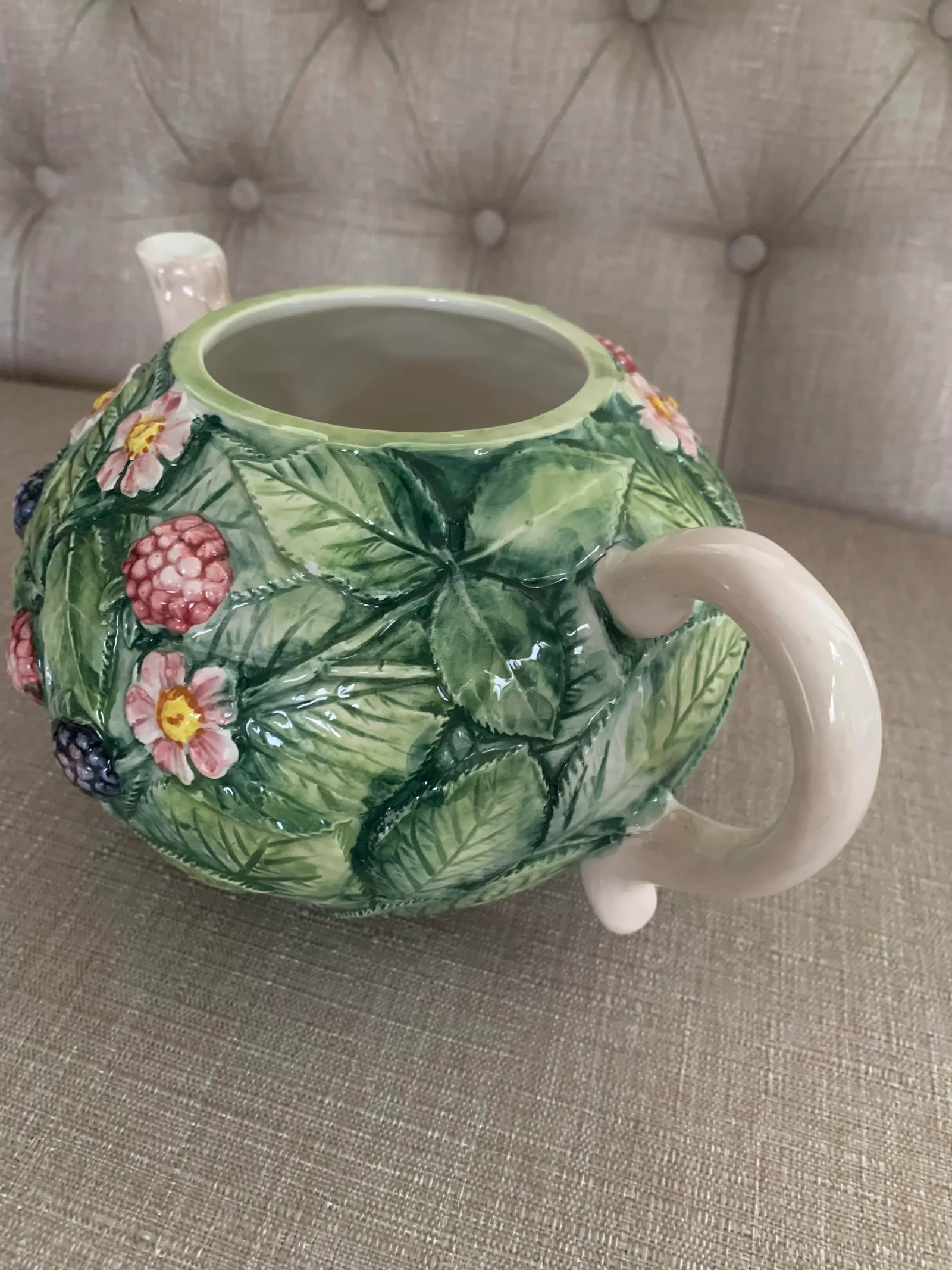 Vintage Hand-Painted Tea Pot, Made in Italy - 9