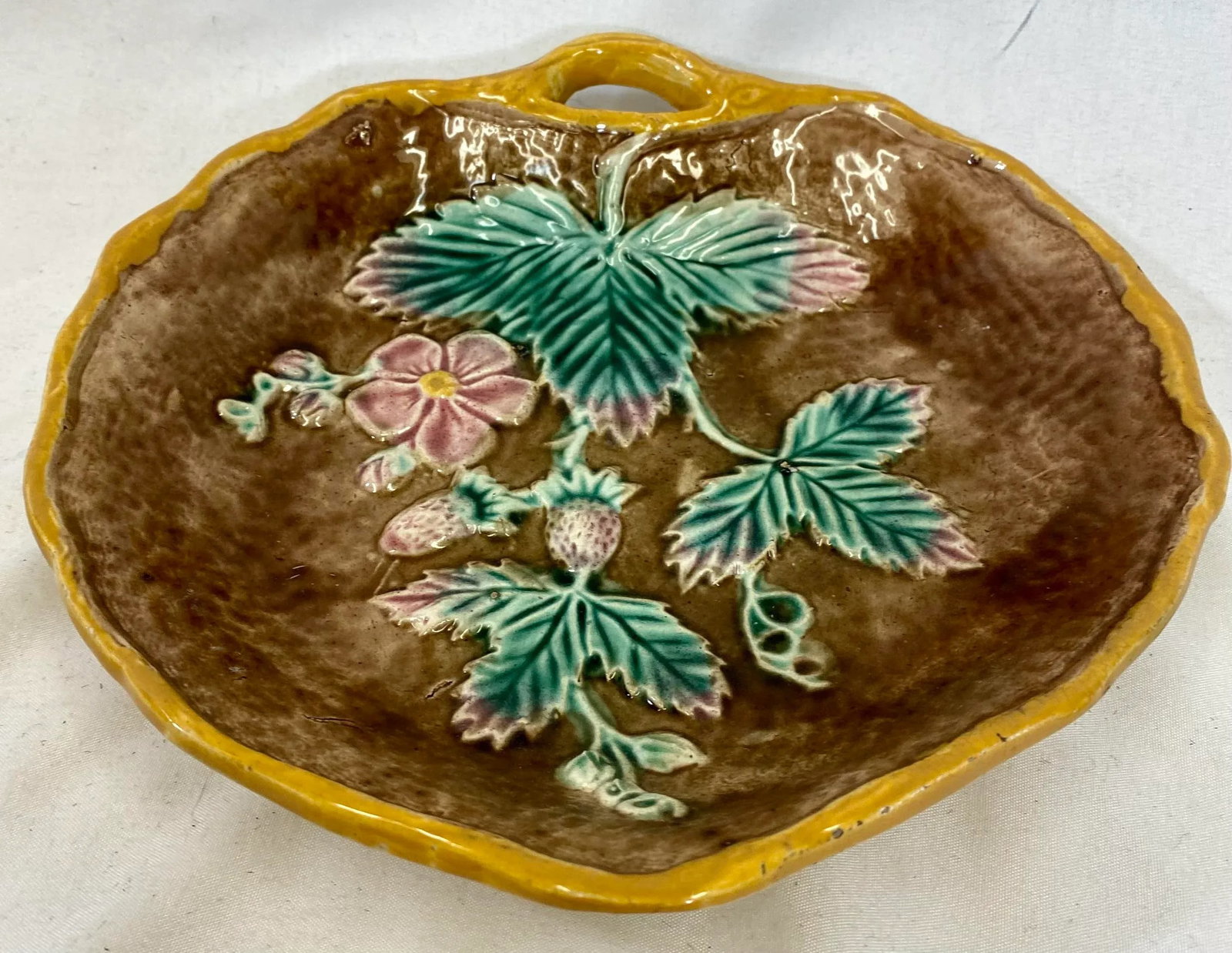 Antique Leaf Shaped Majolica Serving Dish /Plate Decorated With Strawberries & Foliage With Twig Han - 2