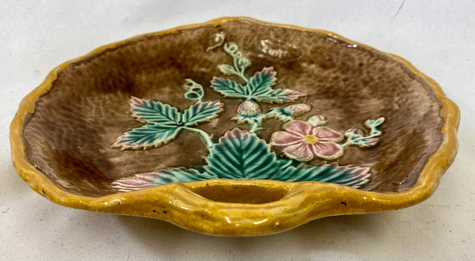 Antique Leaf Shaped Majolica Serving Dish /Plate Decorated With Strawberries & Foliage With Twig Han - 6