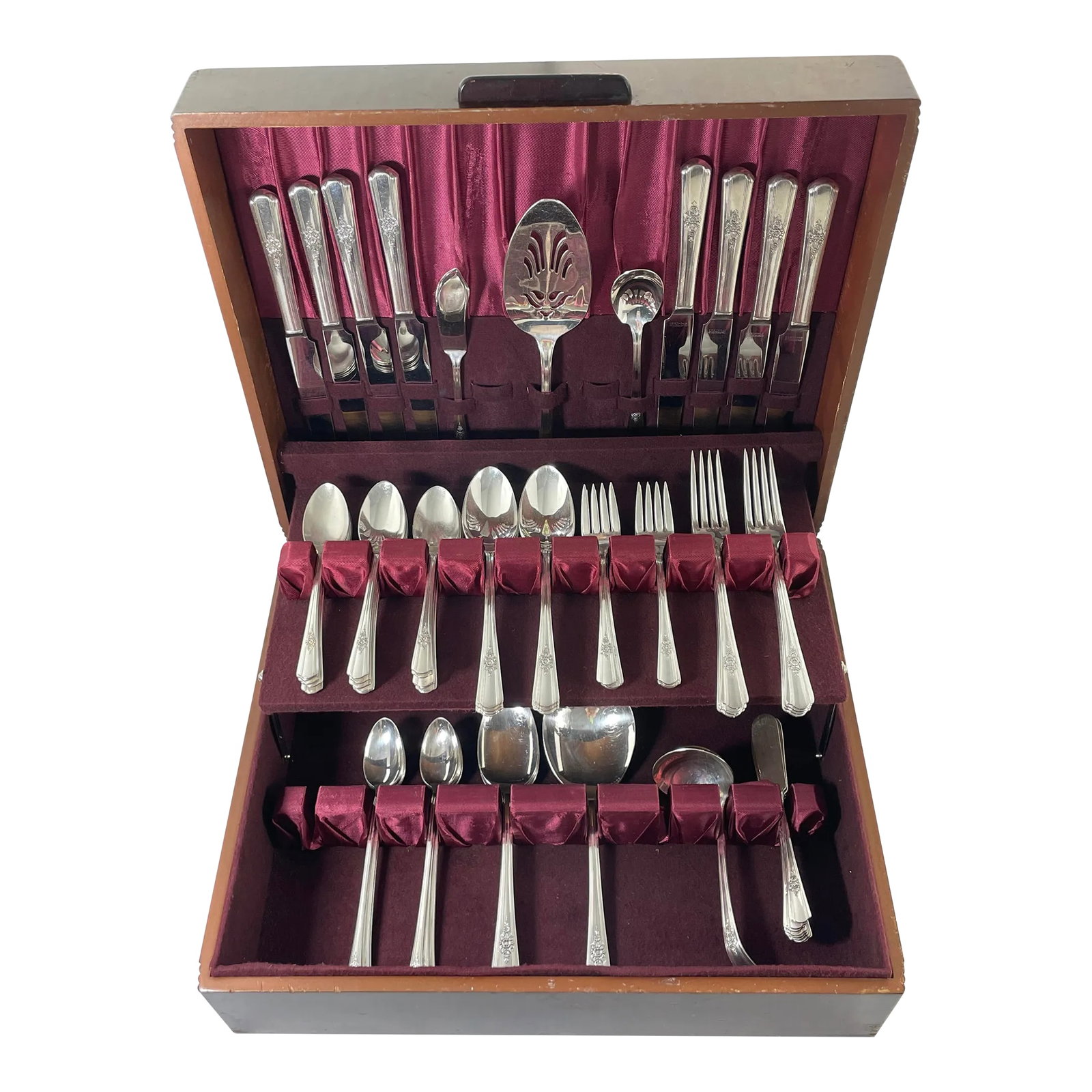 International Silver Co. 1940's William Rogers Overlaid Flatware Desire Pattern Service for Eight- 7: Beautiful 1940's Art Deco inspired floral and line design (72 piece) flatware set Desire by William Roger Mfg. Co. This vintage silver plate service for (8)includes the following: (8) French hollow kn