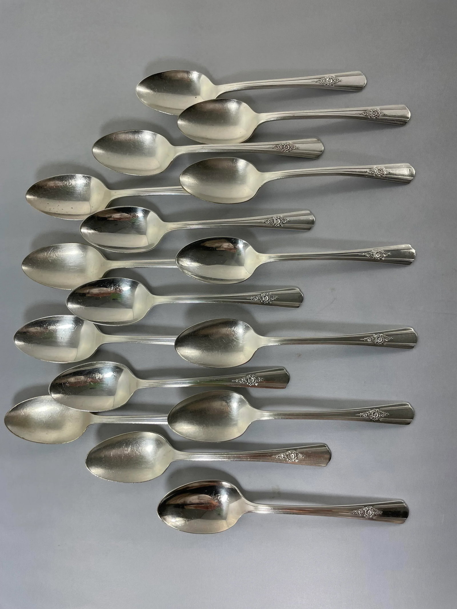 International Silver Co. 1940's William Rogers Overlaid Flatware Desire Pattern Service for Eight- 7 - 2