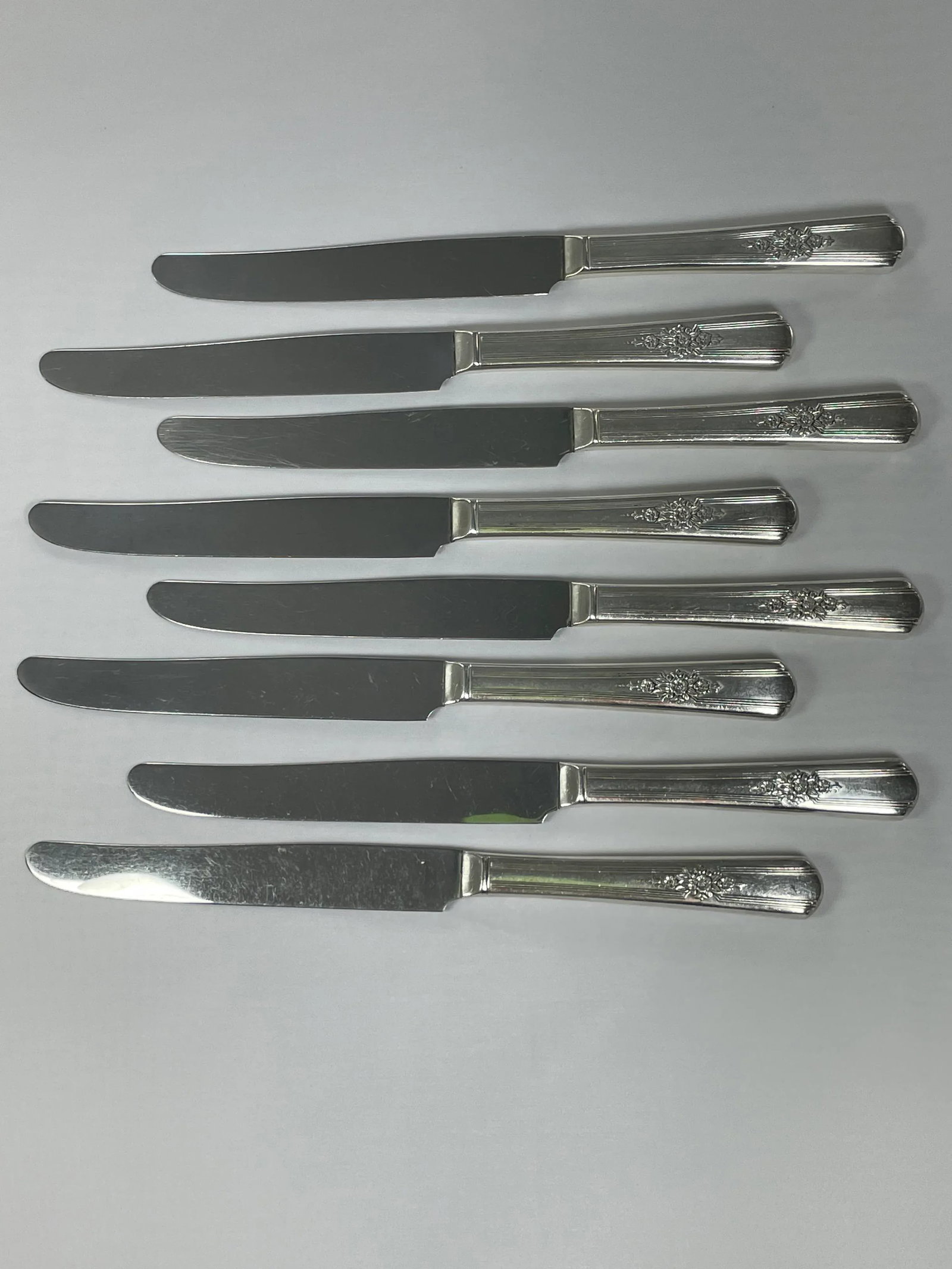 International Silver Co. 1940's William Rogers Overlaid Flatware Desire Pattern Service for Eight- 7 - 9