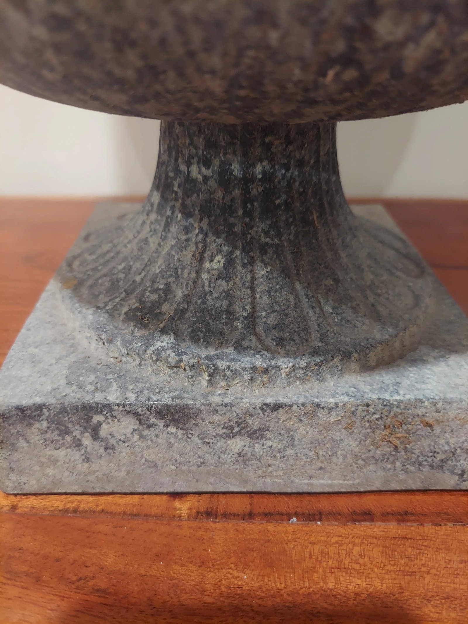 20th Century Pedestal Urn Planter - 4