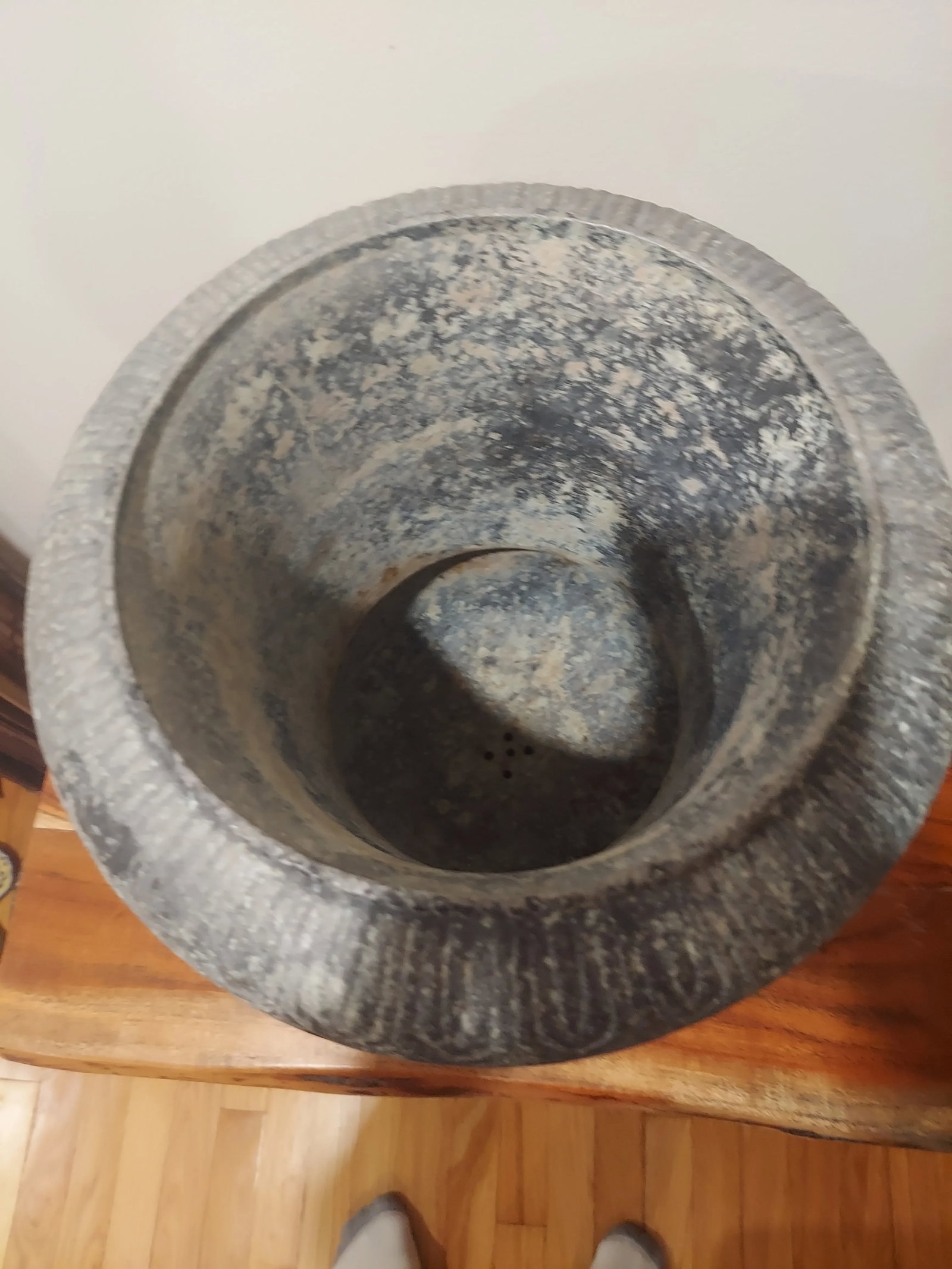 20th Century Pedestal Urn Planter - 6