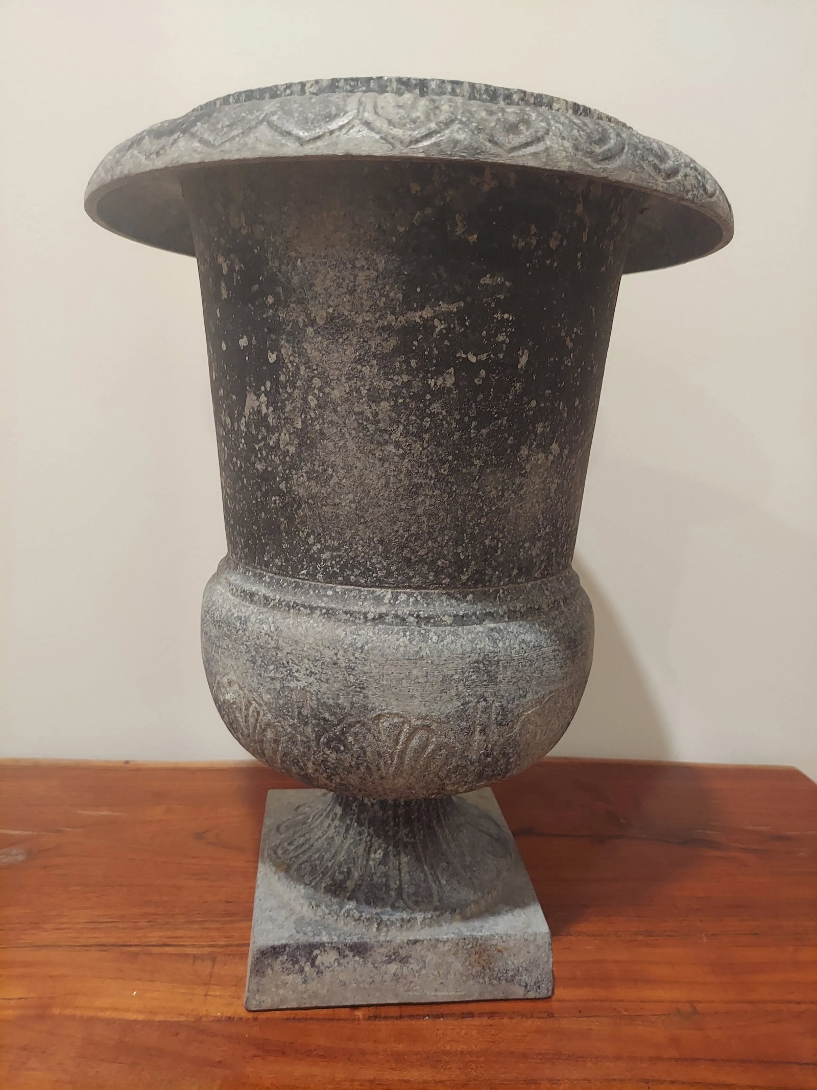 20th Century Pedestal Urn Planter - 8