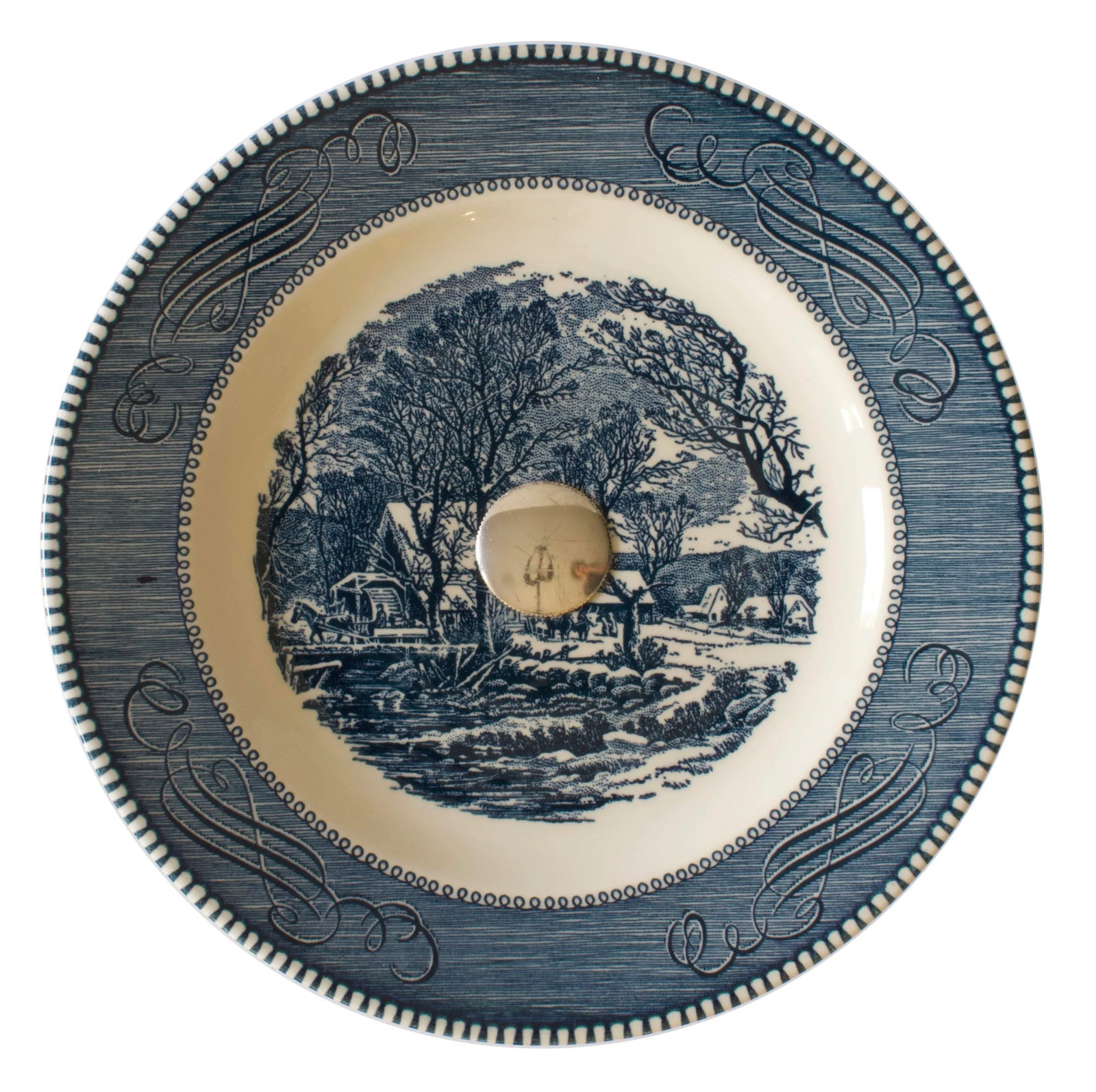 Mid 20th Century Currier & Ives Cake Stand - 6