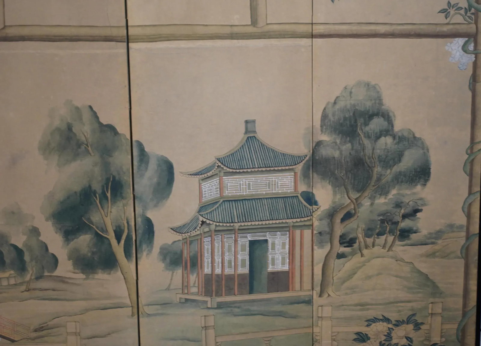 Mid 20th Century Chinoiserie Hand-Painted Six Panel Screen With Flowers and Landscape - 11