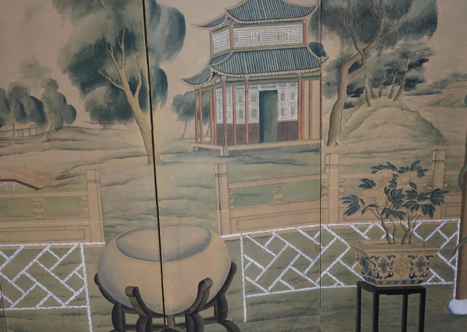 Mid 20th Century Chinoiserie Hand-Painted Six Panel Screen With Flowers and Landscape - 9