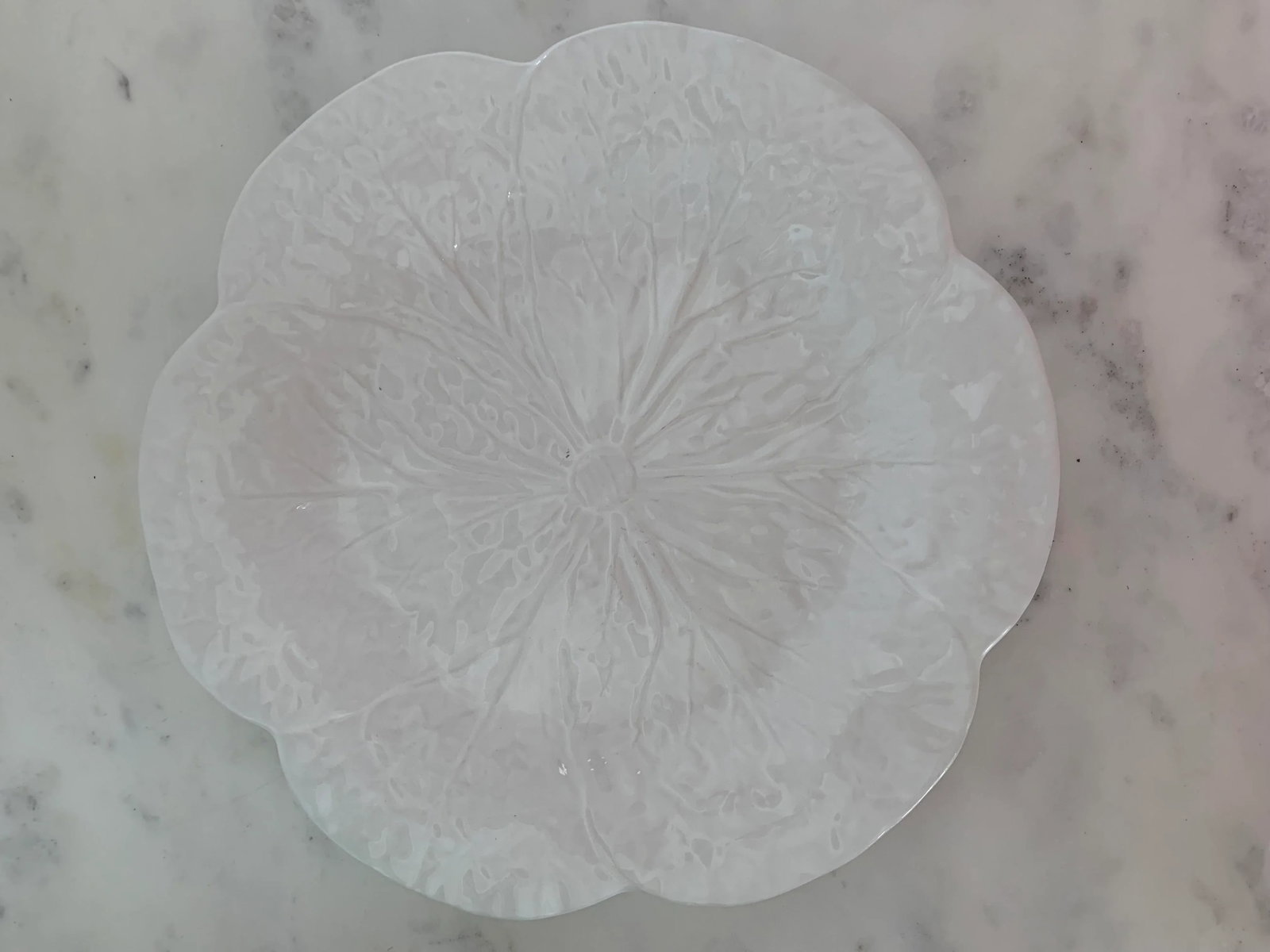 1980s Bordallo Pinheiro C. Rainha White Ceramic Cabbage Leaf Bowls- Set of 4 - 2