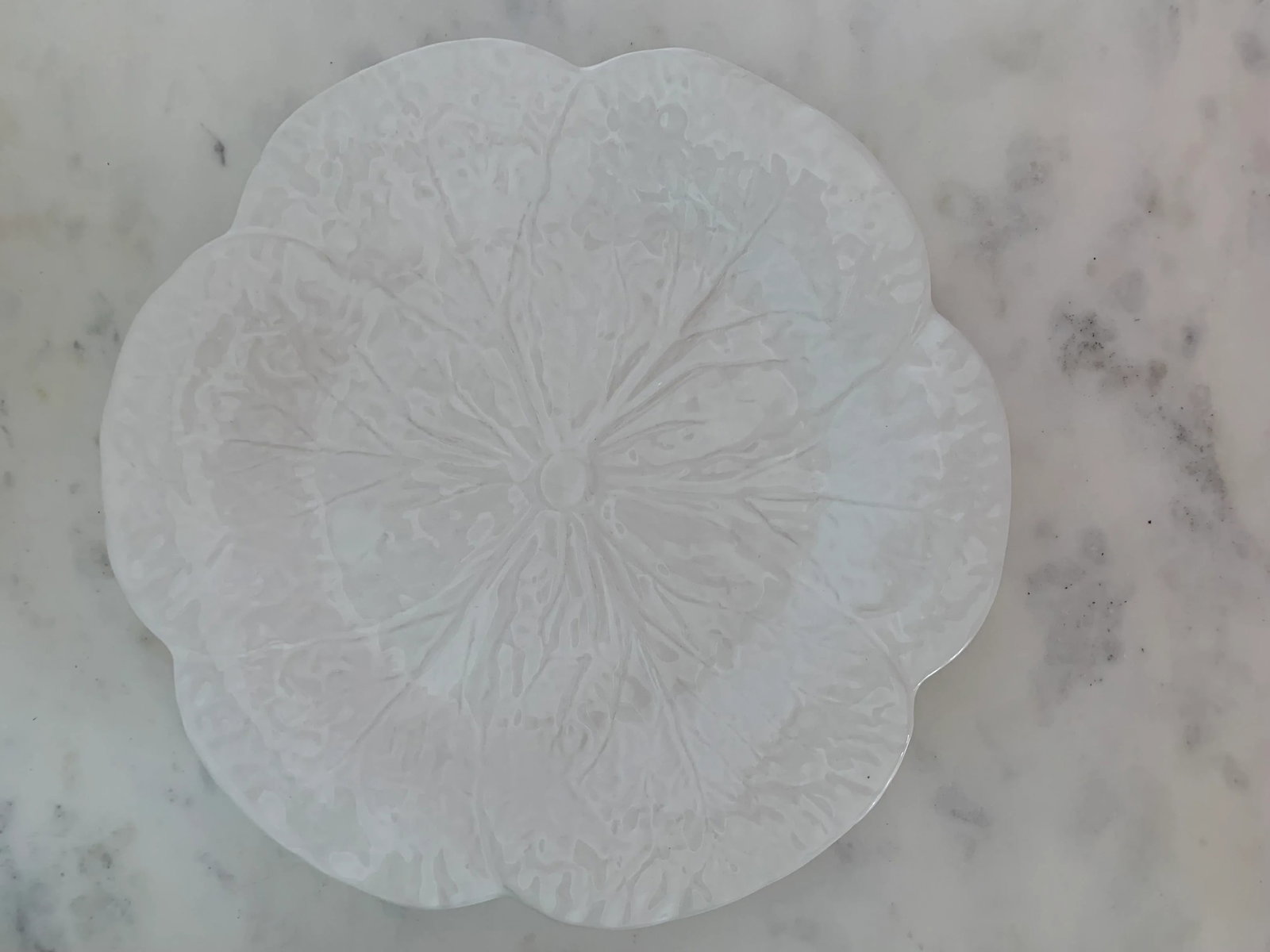 1980s Bordallo Pinheiro C. Rainha White Ceramic Cabbage Leaf Bowls- Set of 4 - 4