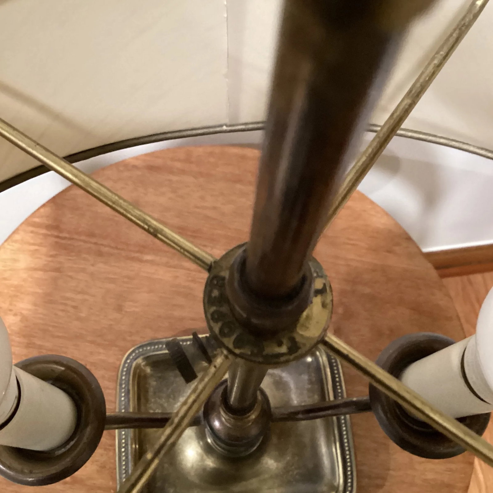 Vintage Mid 20th Century Solid Brass Bronze Bouilotte Table Lamp by Frederick Cooper - 4